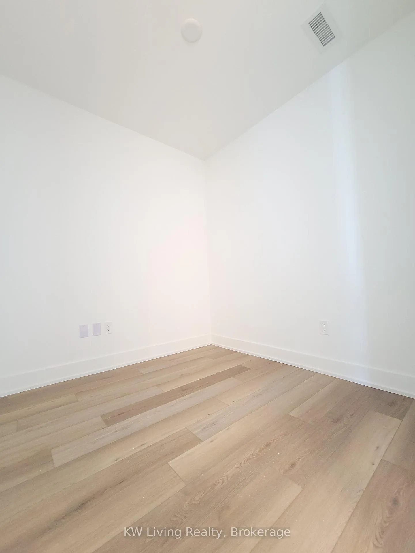 Photo 2 of Unit 1907, 8 Cedarland Drive, Markham, Unionville — HOMEH