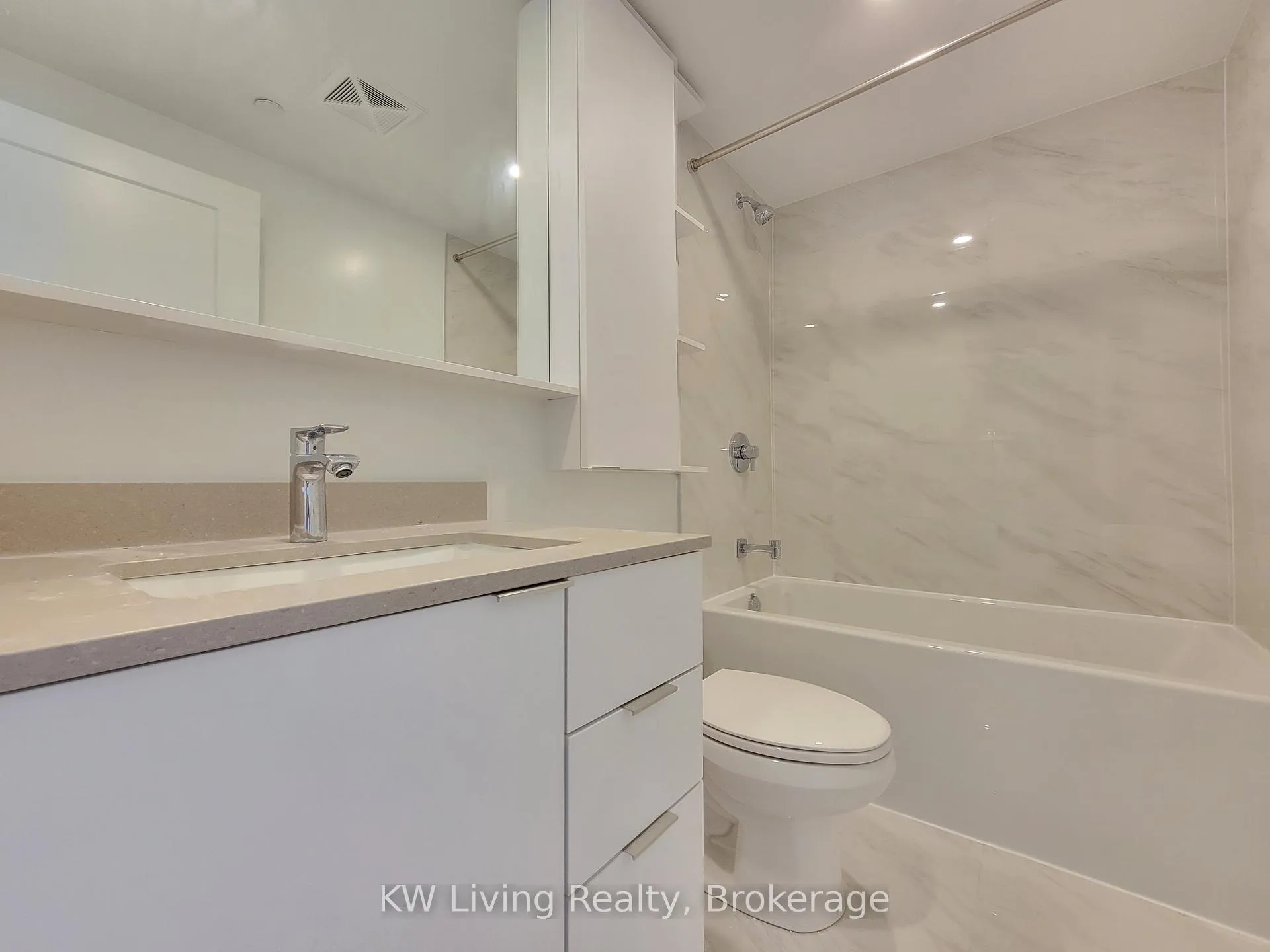 Photo 3 of Unit 1907, 8 Cedarland Drive, Markham, Unionville — HOMEH