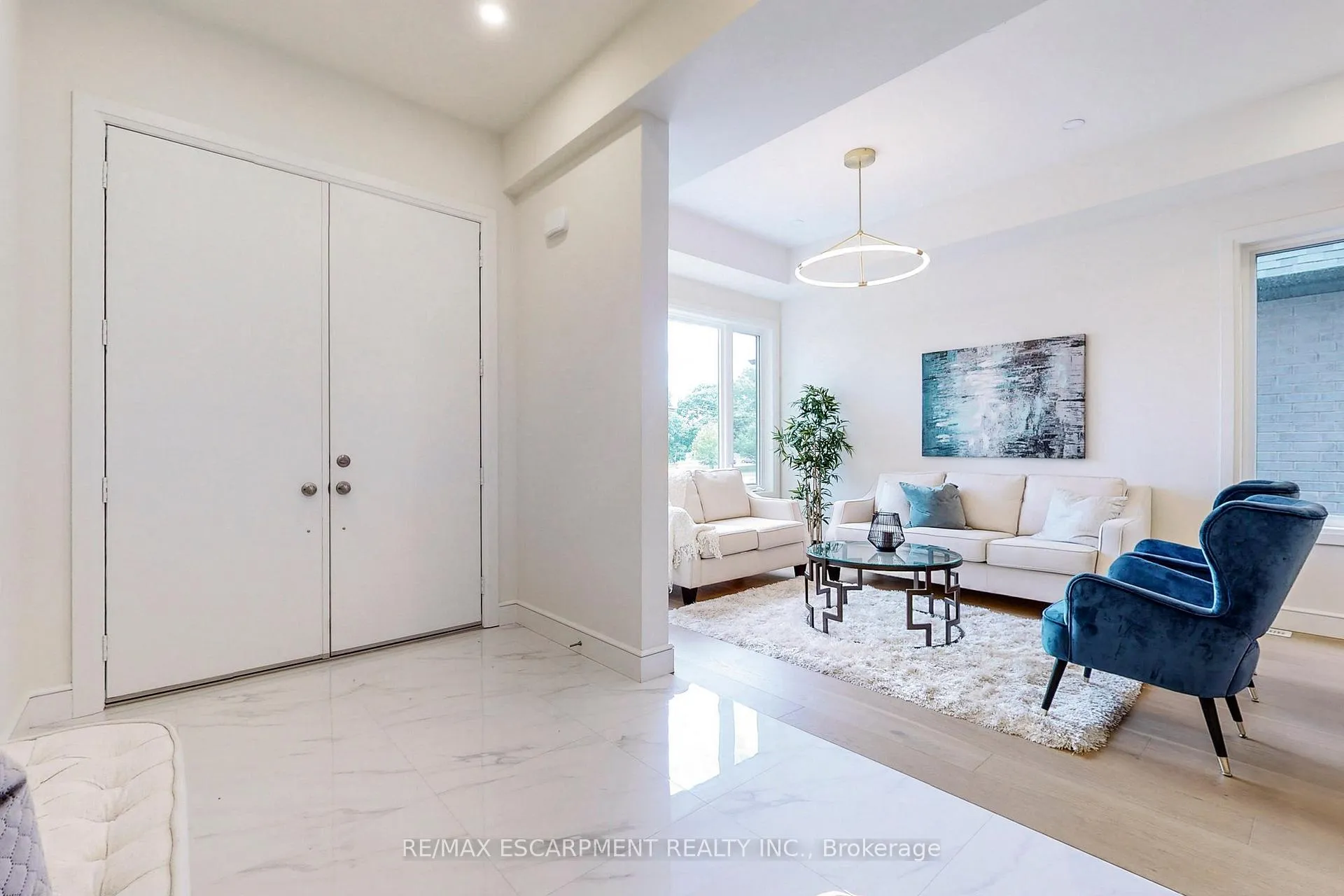 Photo 19 of 49 Roselawn Avenue, Hamilton, Ancaster — HOMEH