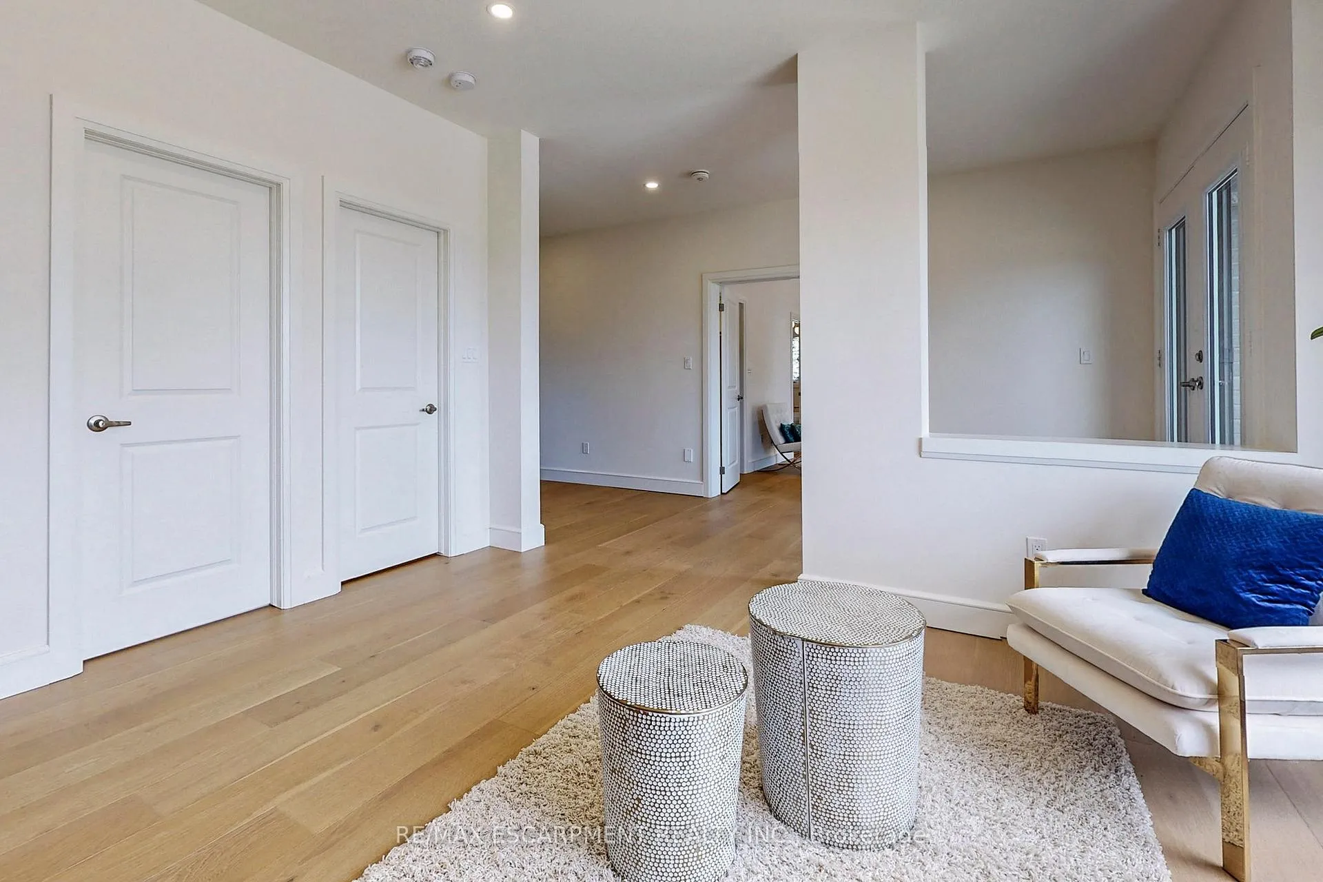 Photo 25 of 49 Roselawn Avenue, Hamilton, Ancaster — HOMEH