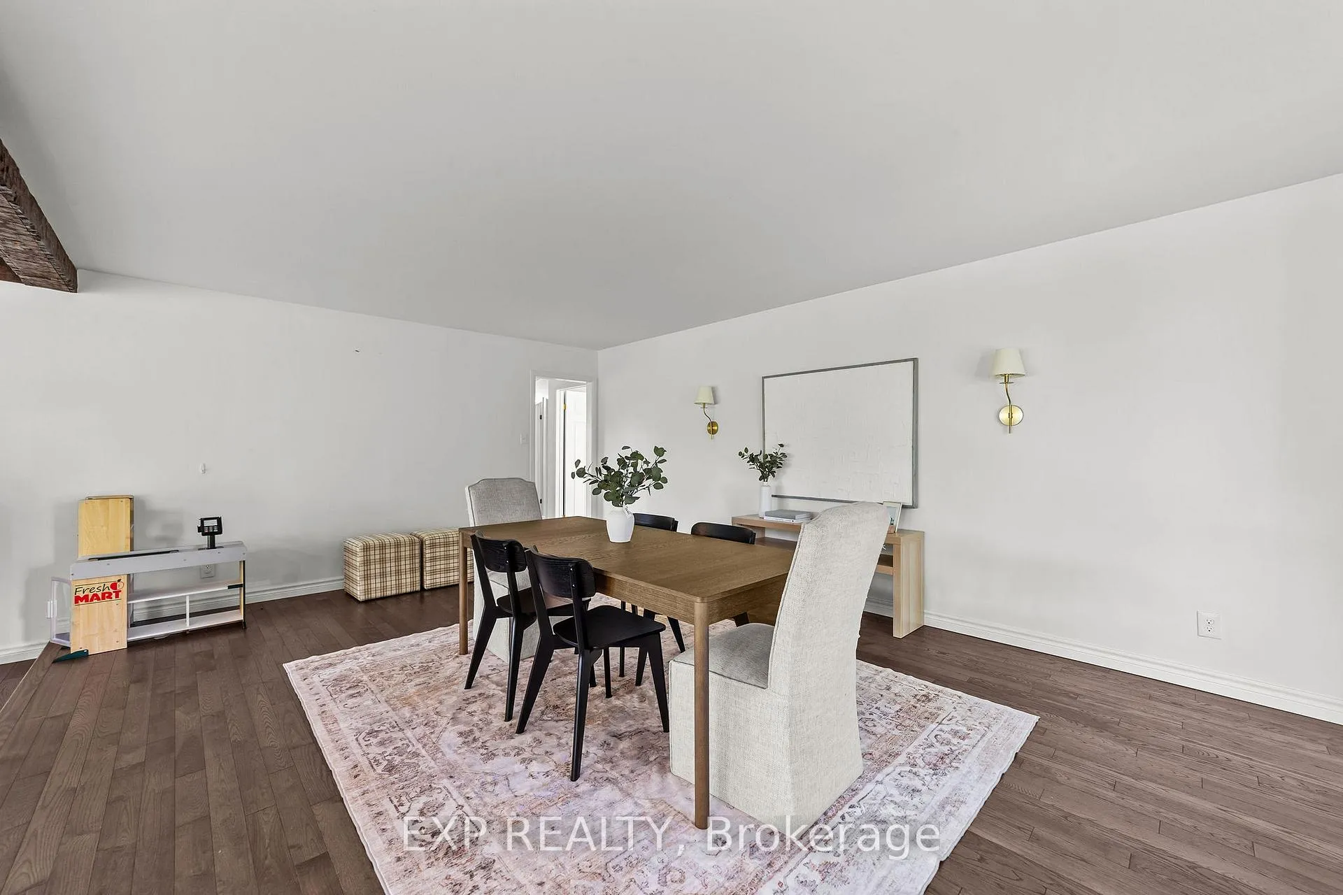 Photo 16 of 200 Harris Road, Middlesex Centre, Delaware Town — HOMEH