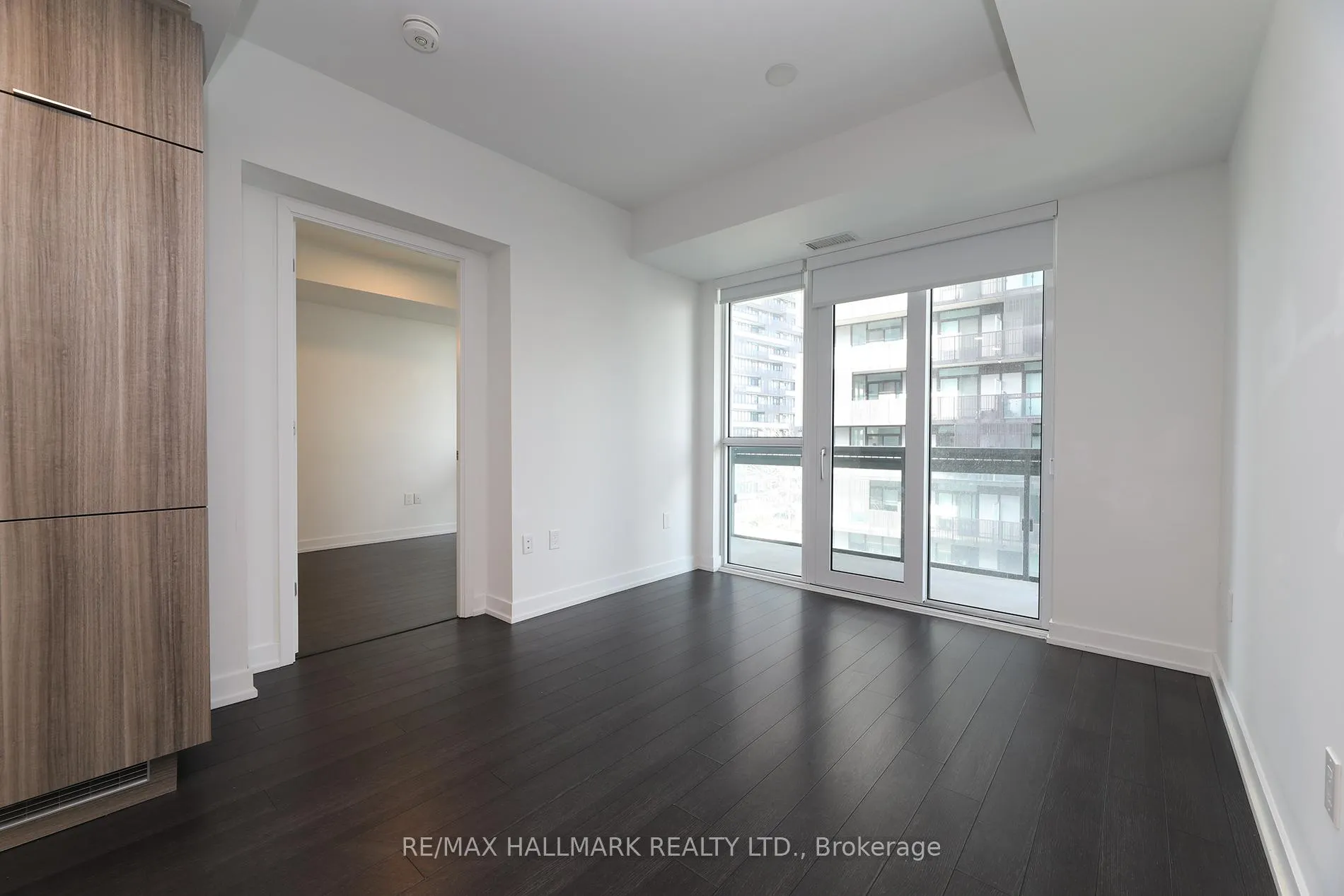 Photo 7 of Unit 1407, 39 Roehampton Avenue, Toronto, Mount Pleasant West — HOMEH
