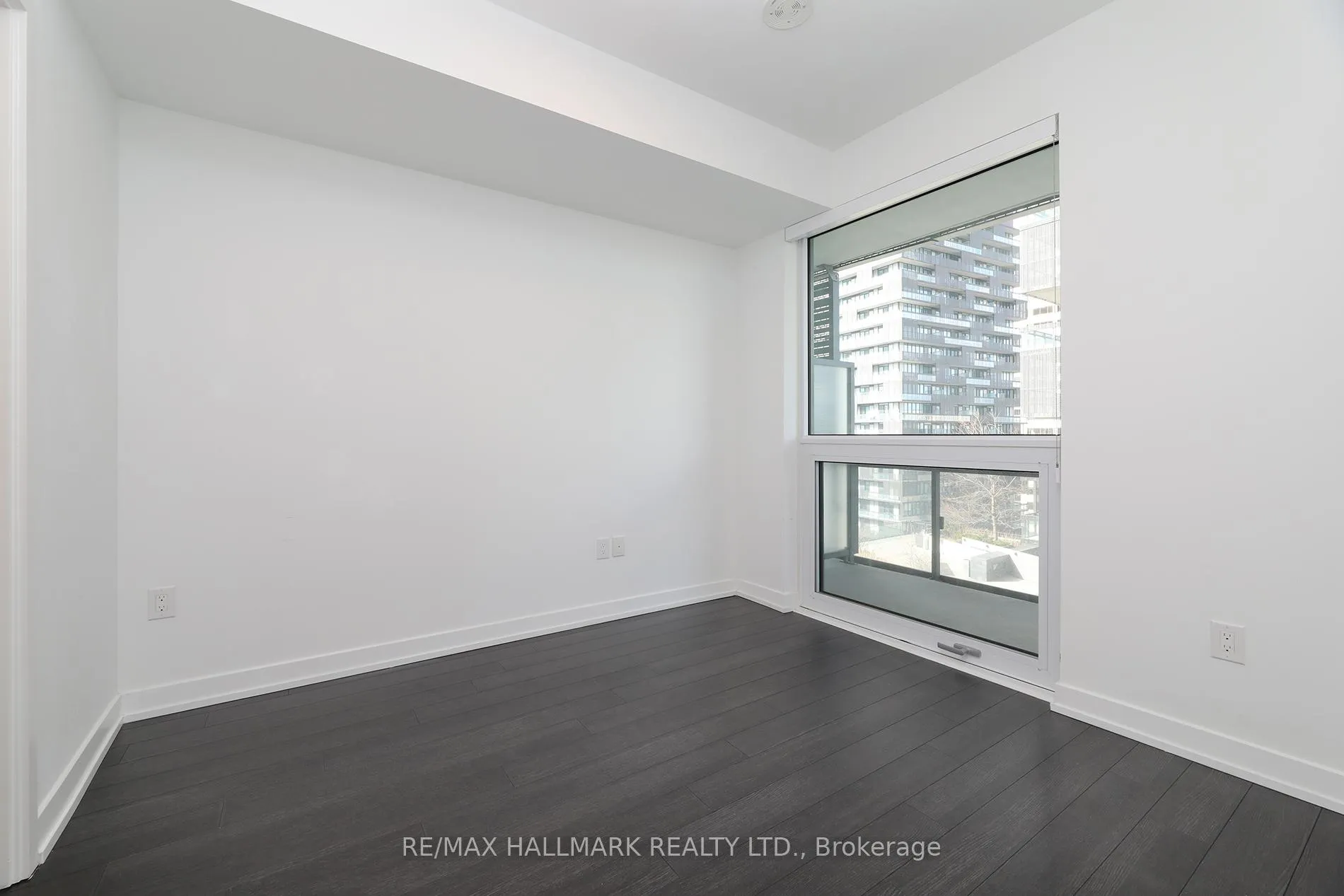 Photo 9 of Unit 1407, 39 Roehampton Avenue, Toronto, Mount Pleasant West — HOMEH