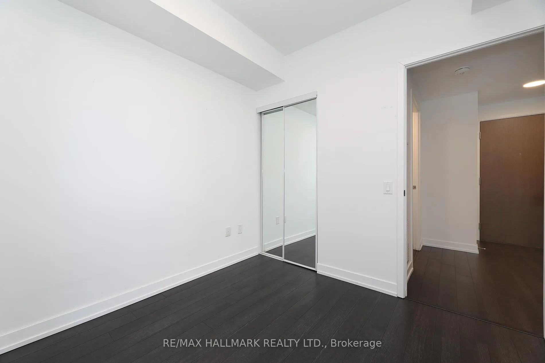 Photo 12 of Unit 1407, 39 Roehampton Avenue, Toronto, Mount Pleasant West — HOMEH