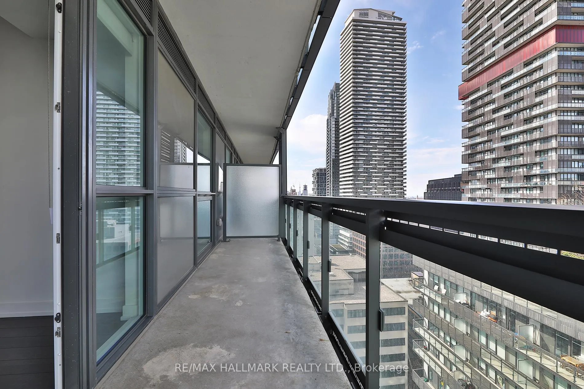 Photo 15 of Unit 1407, 39 Roehampton Avenue, Toronto, Mount Pleasant West — HOMEH