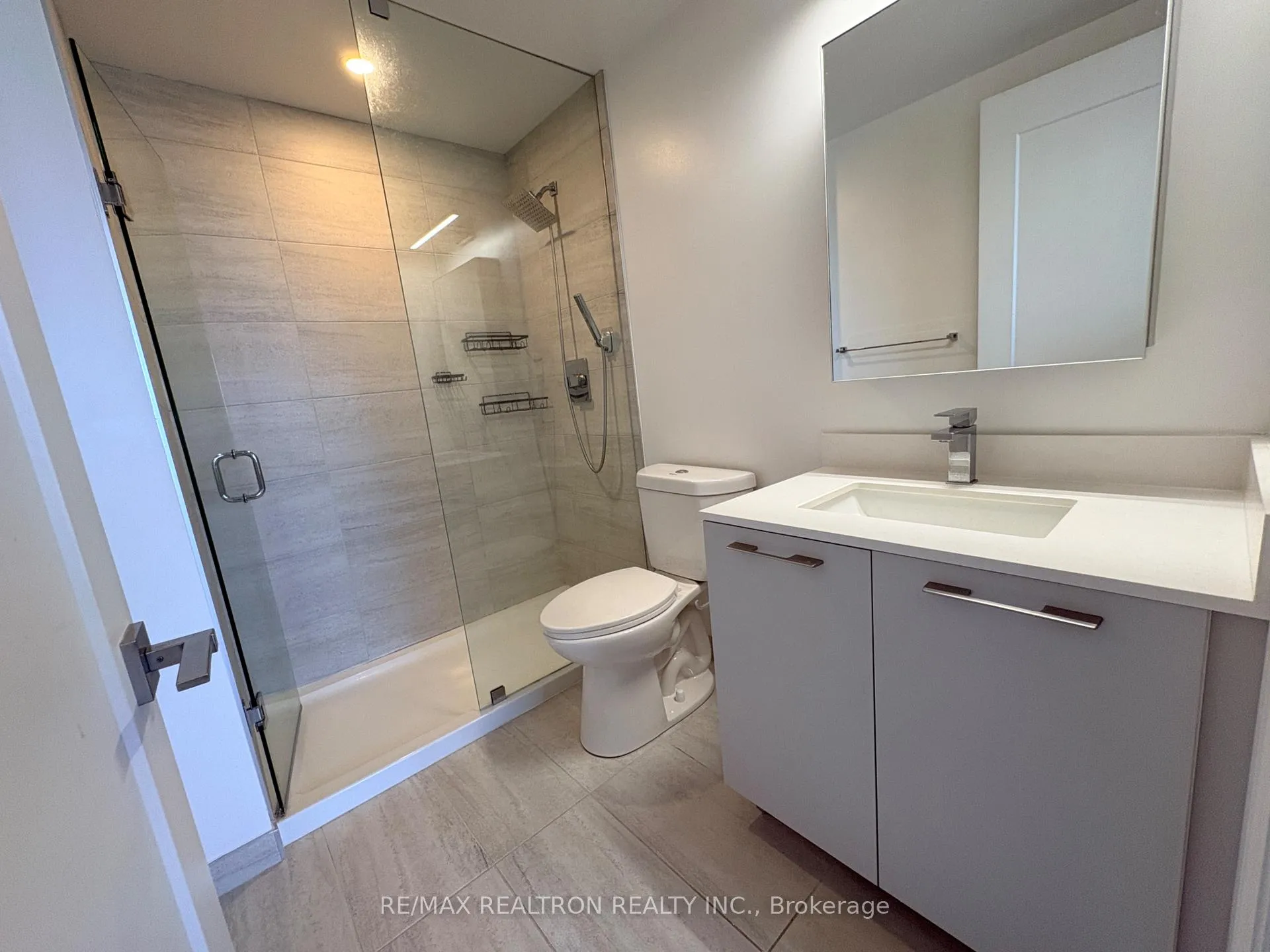 Photo 10 of Unit 1906, 18 Water Walk Drive, Markham, Unionville — HOMEH