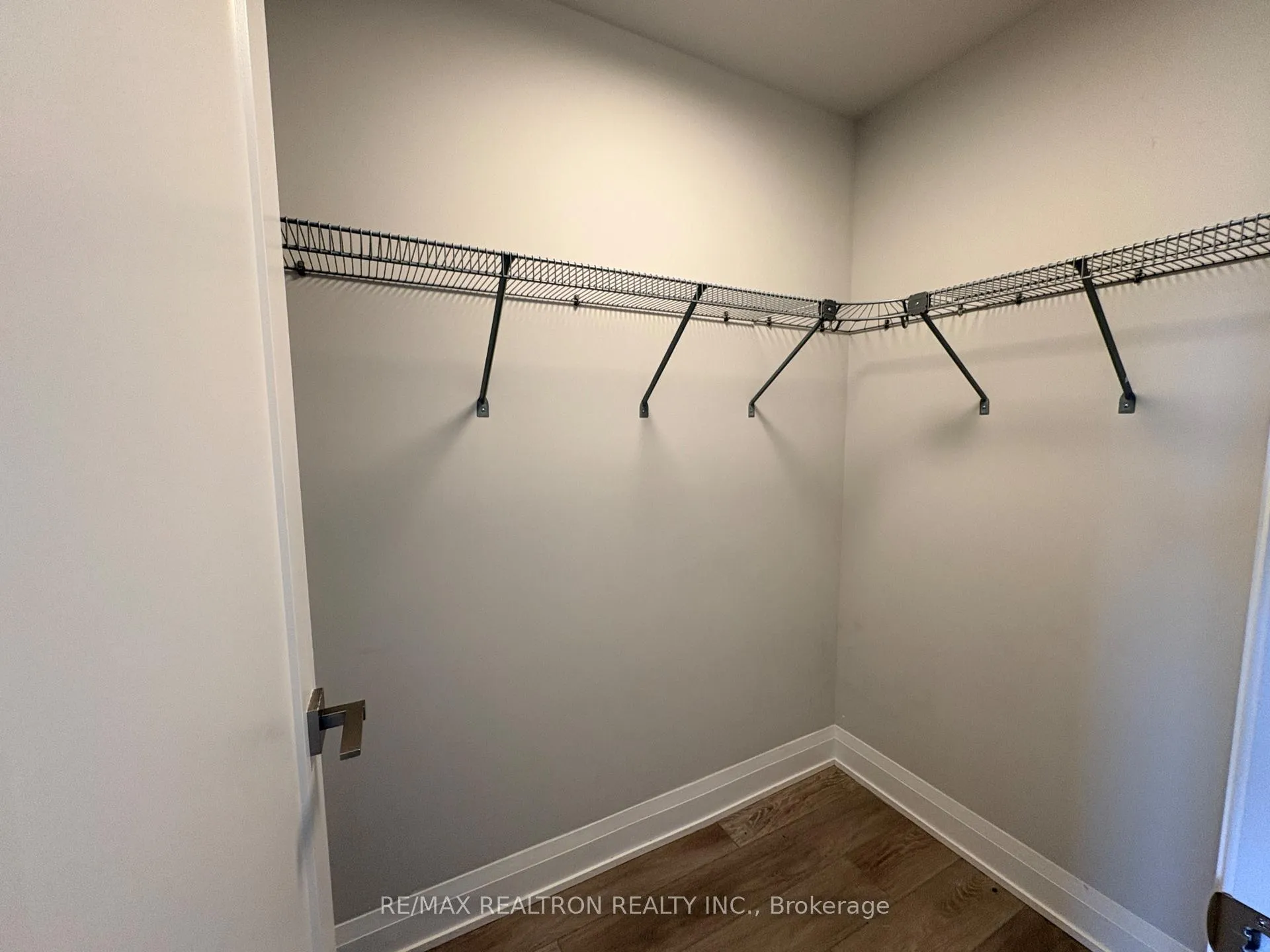Photo 14 of Unit 1906, 18 Water Walk Drive, Markham, Unionville — HOMEH