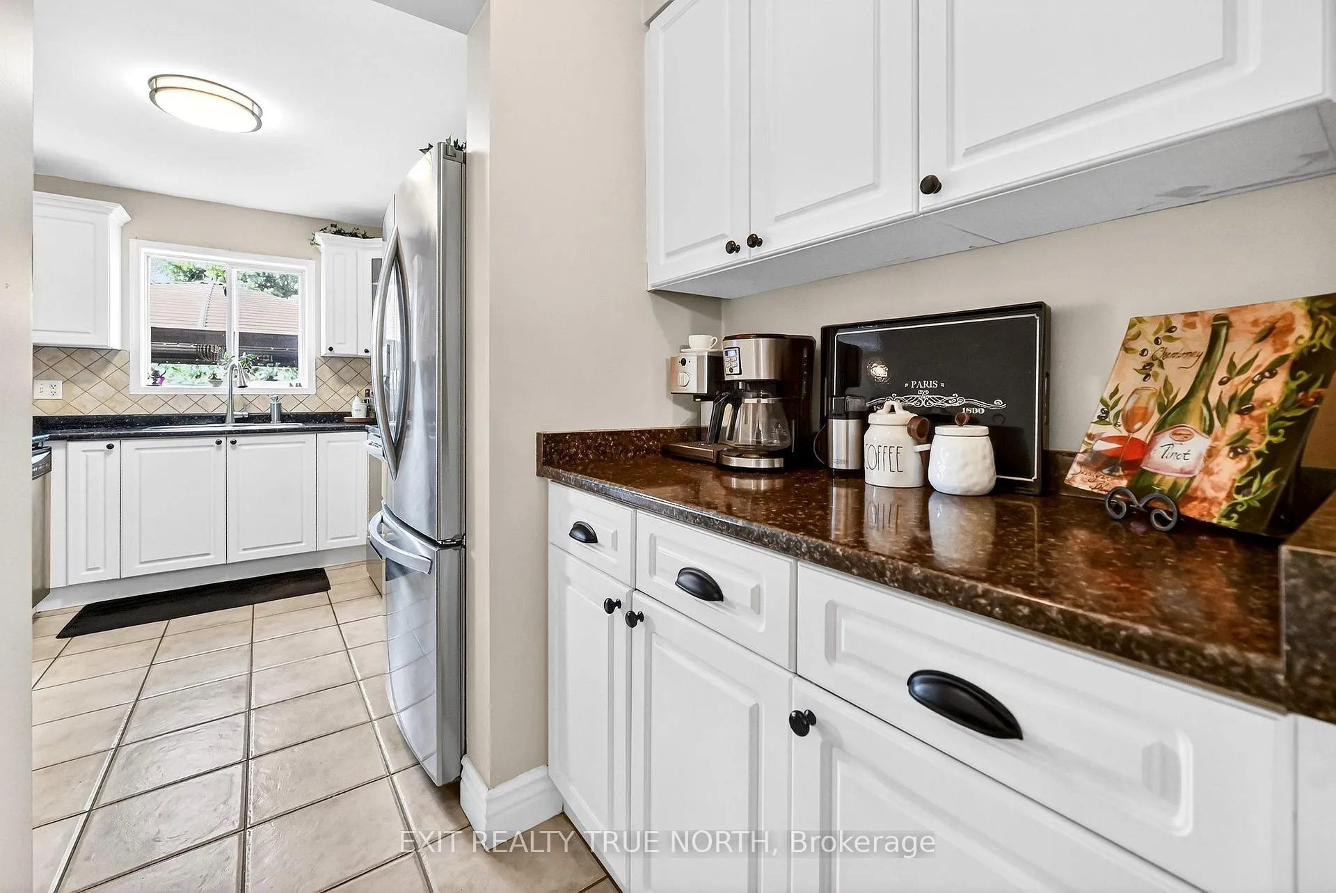 Photo 10 of 17 Chester Crescent, Halton Hills, Georgetown — HOMEH