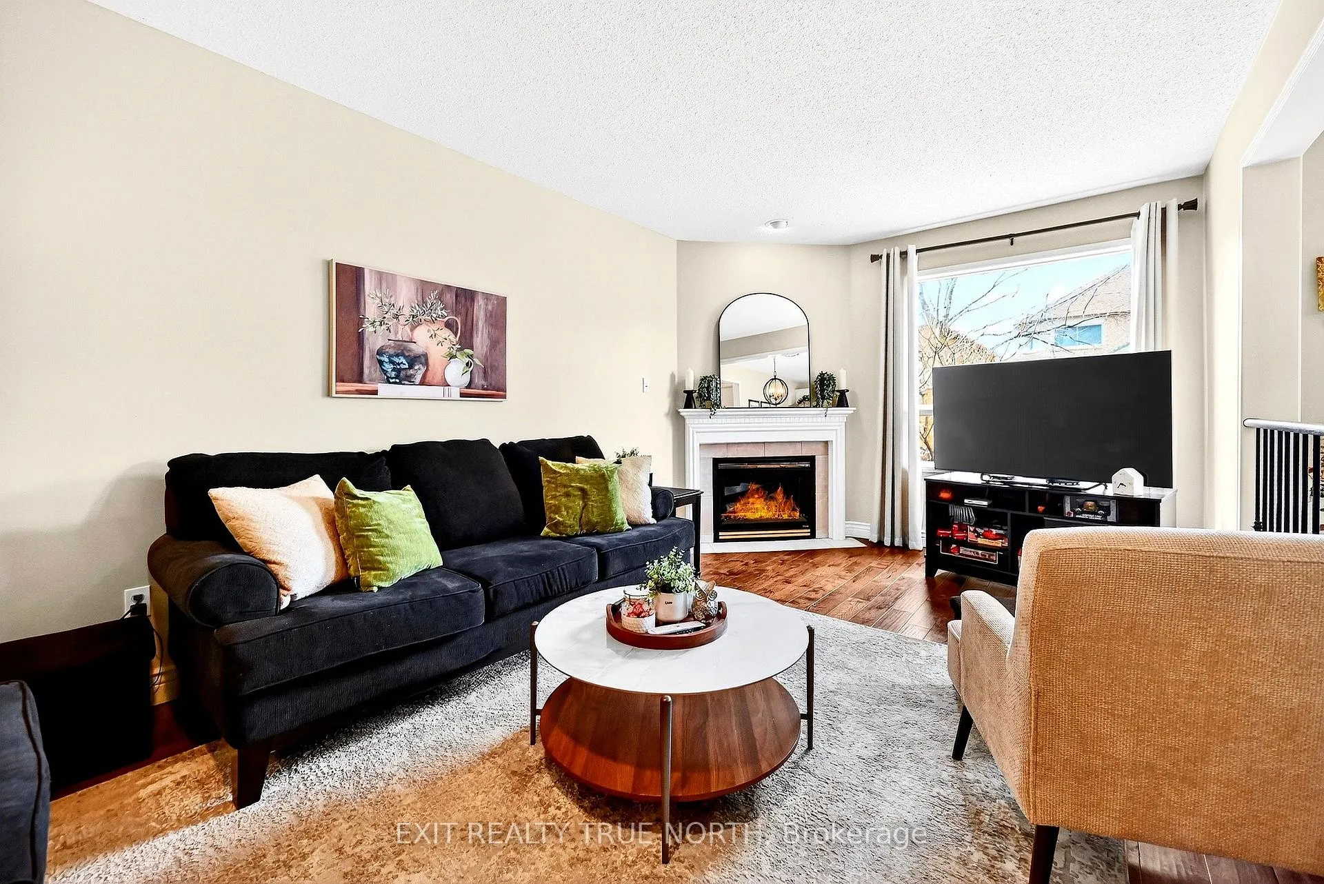 Photo 17 of 17 Chester Crescent, Halton Hills, Georgetown — HOMEH