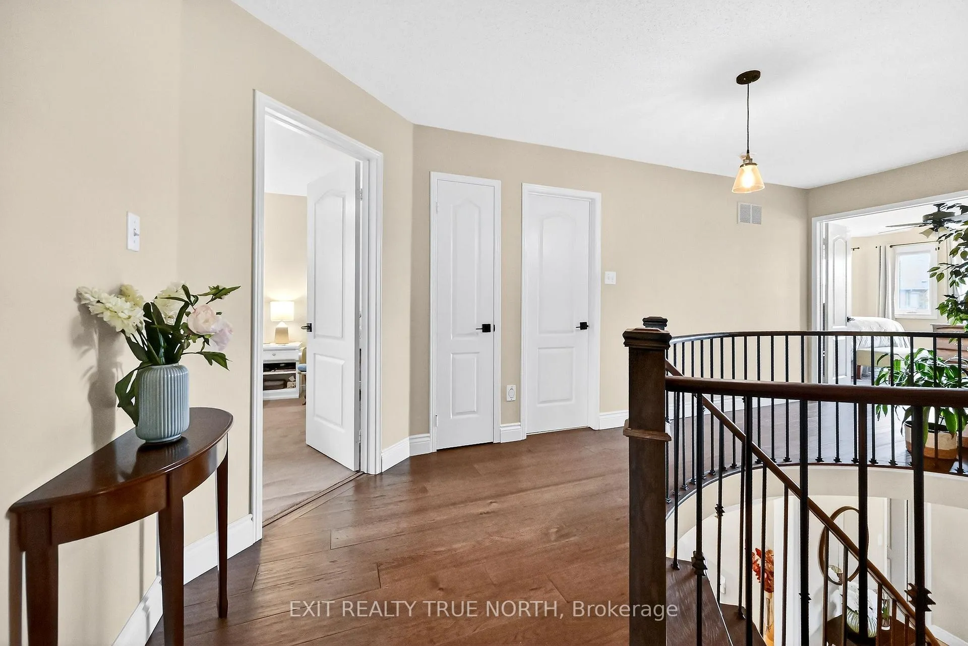 Photo 25 of 17 Chester Crescent, Halton Hills, Georgetown — HOMEH