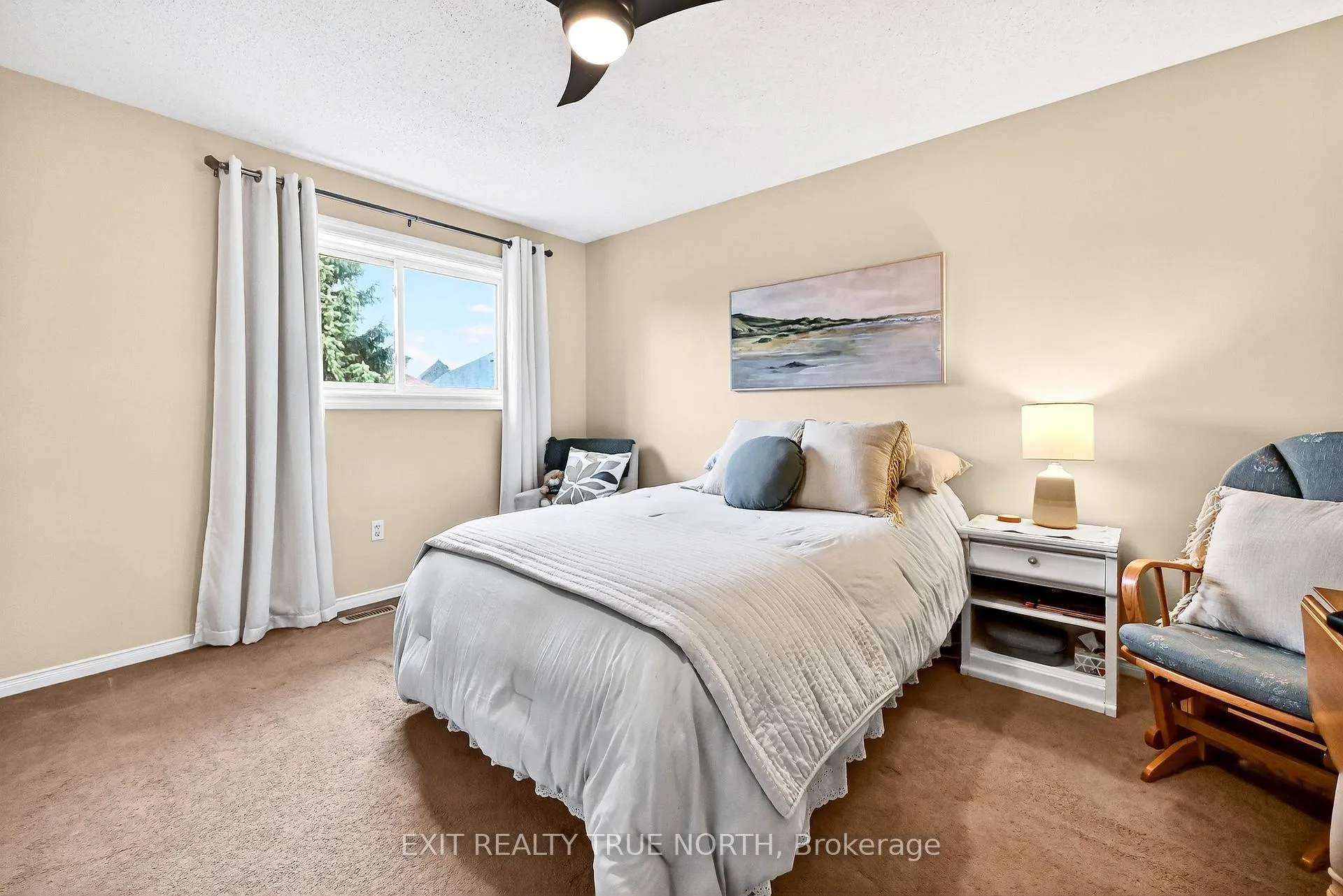 Photo 27 of 17 Chester Crescent, Halton Hills, Georgetown — HOMEH