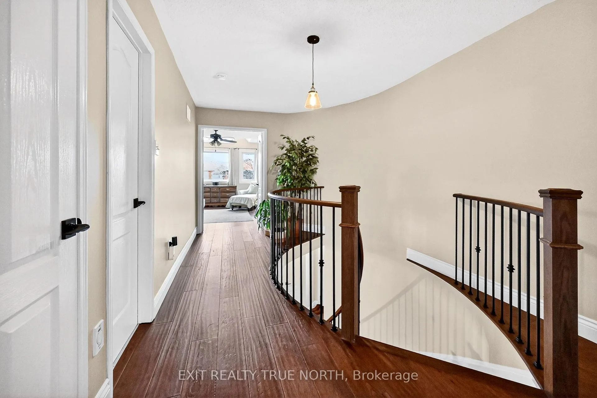 Photo 29 of 17 Chester Crescent, Halton Hills, Georgetown — HOMEH