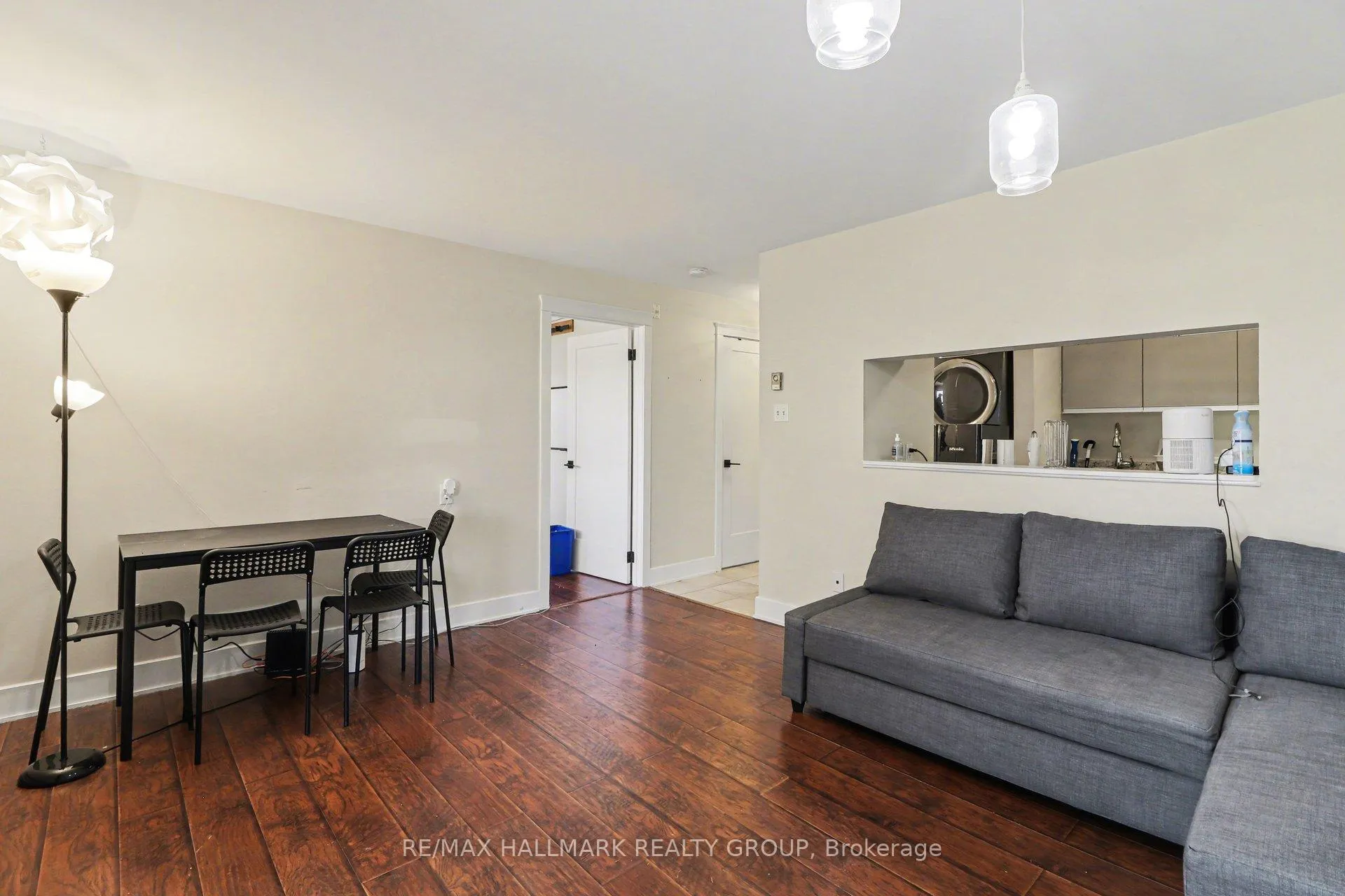 Photo 11 of Unit 312, 280 Brittany Drive, Ottawa, Viscount Alexander Park — HOMEH