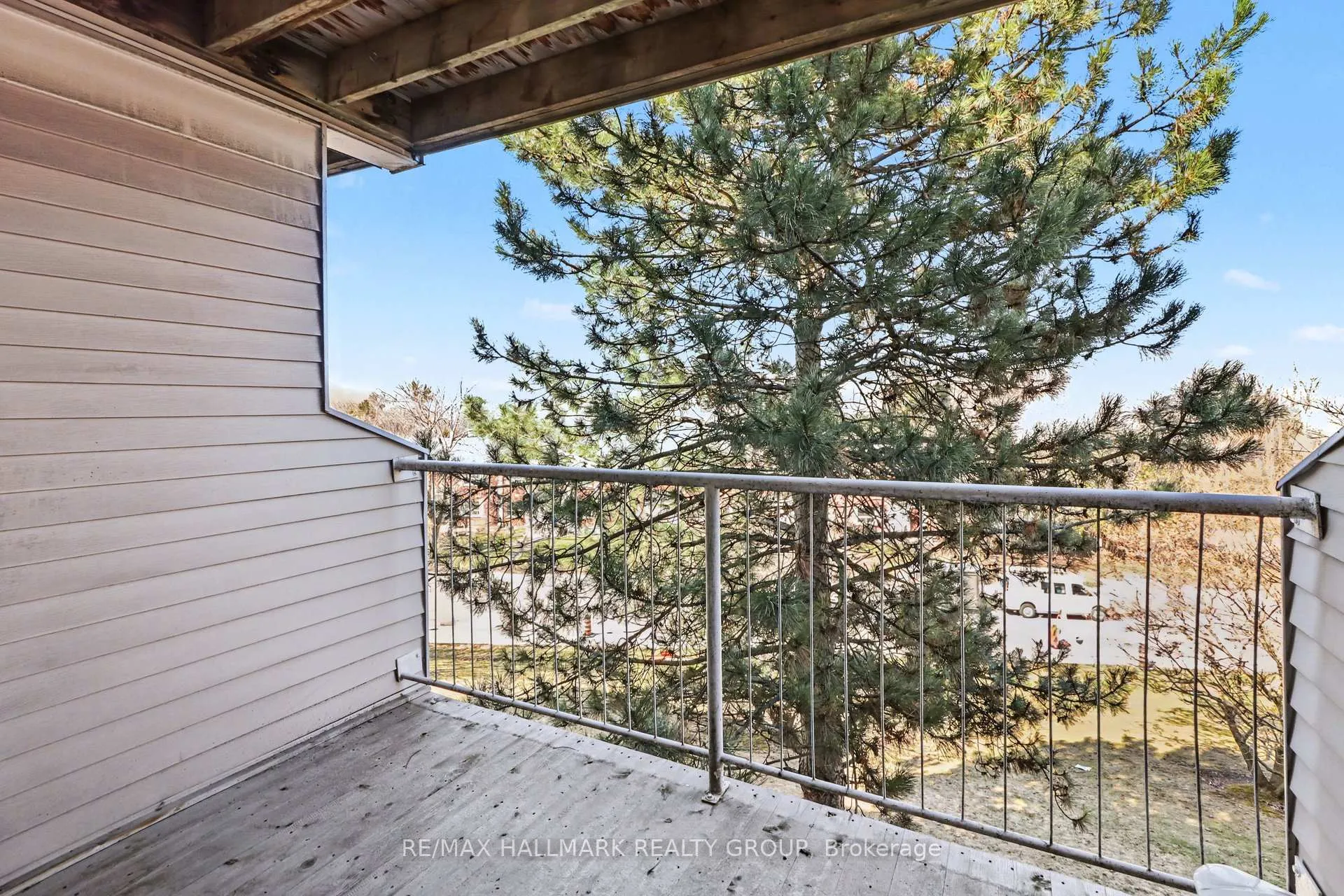 Photo 18 of Unit 312, 280 Brittany Drive, Ottawa, Viscount Alexander Park — HOMEH
