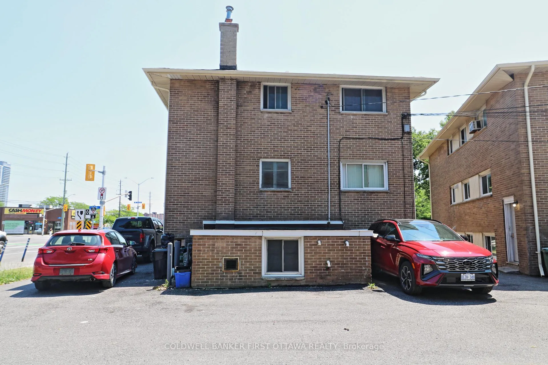 Photo 3 of 609 Donald Street, Ottawa, Overbrook/Castle Heights — HOMEH