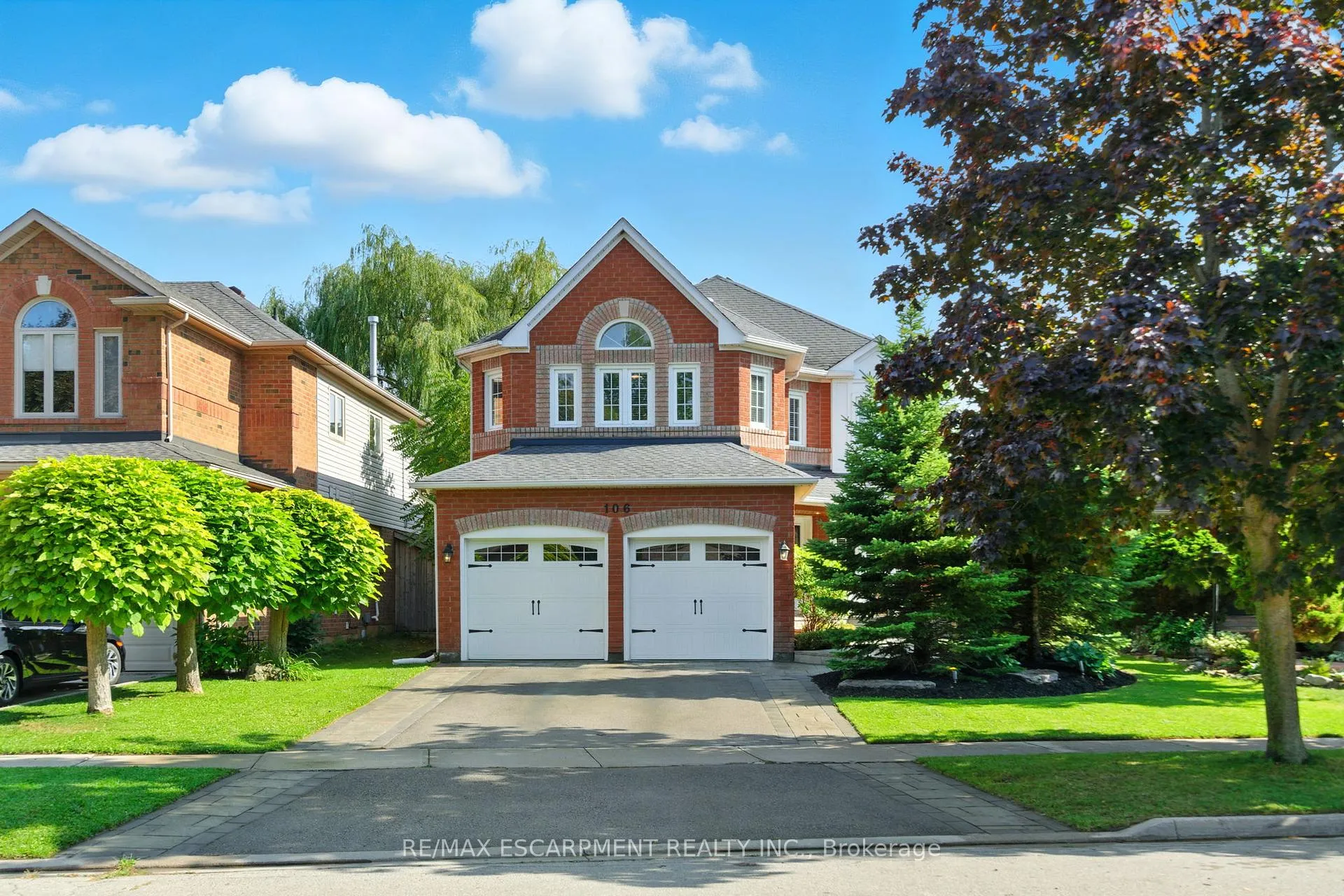 Photo 1 of 106 Ryans Way, Hamilton, Waterdown — HOMEH