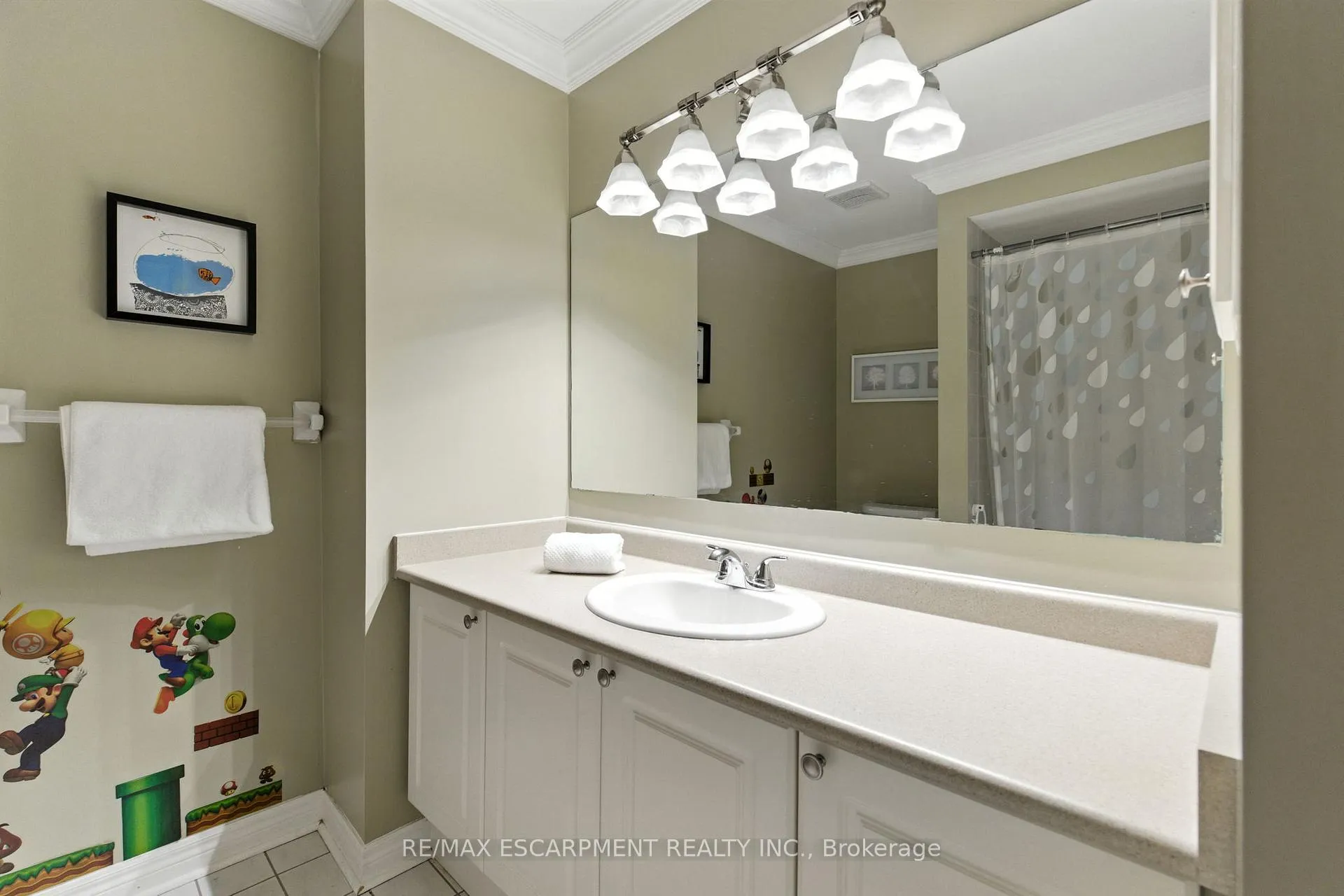Photo 35 of 106 Ryans Way, Hamilton, Waterdown — HOMEH