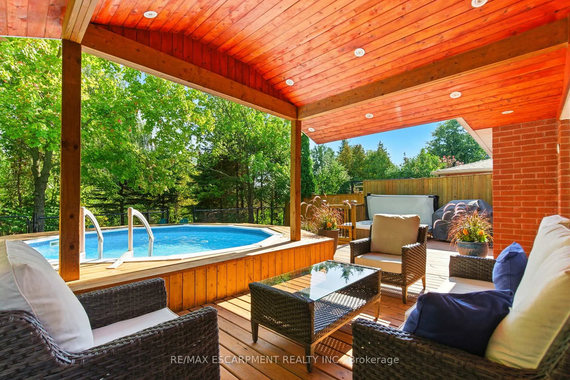 Photo 45 of 106 Ryans Way, Hamilton, Waterdown — HOMEH