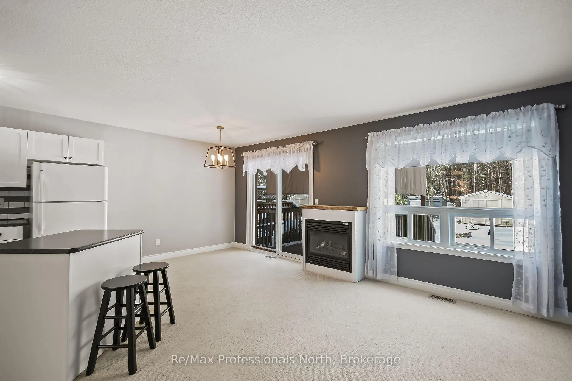 Photo 7 of 151 Pine Street, Bracebridge, Macaulay — HOMEH