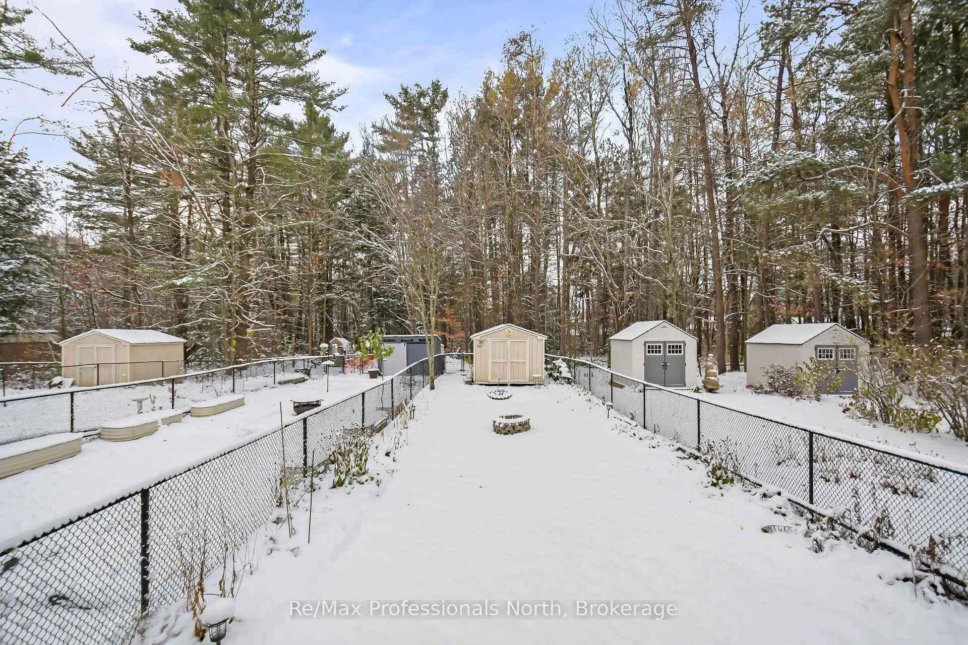 Photo 22 of 151 Pine Street, Bracebridge, Macaulay — HOMEH