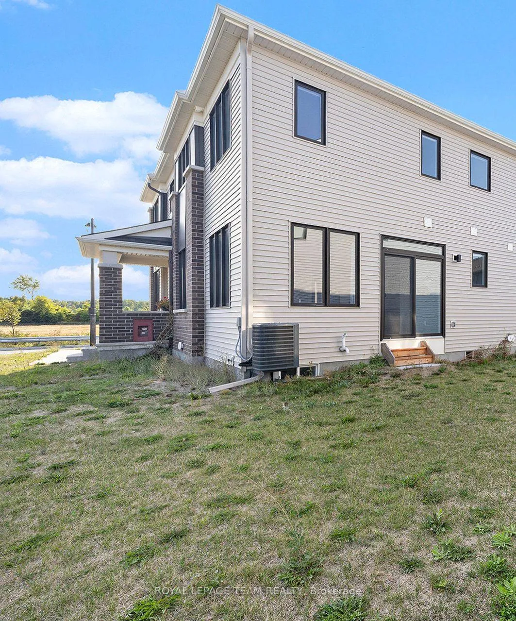 Photo 29 of 165 Yearling Circle, Ottawa, Goulbourn Twp From Franktown Rd/South To Rideau — HOMEH