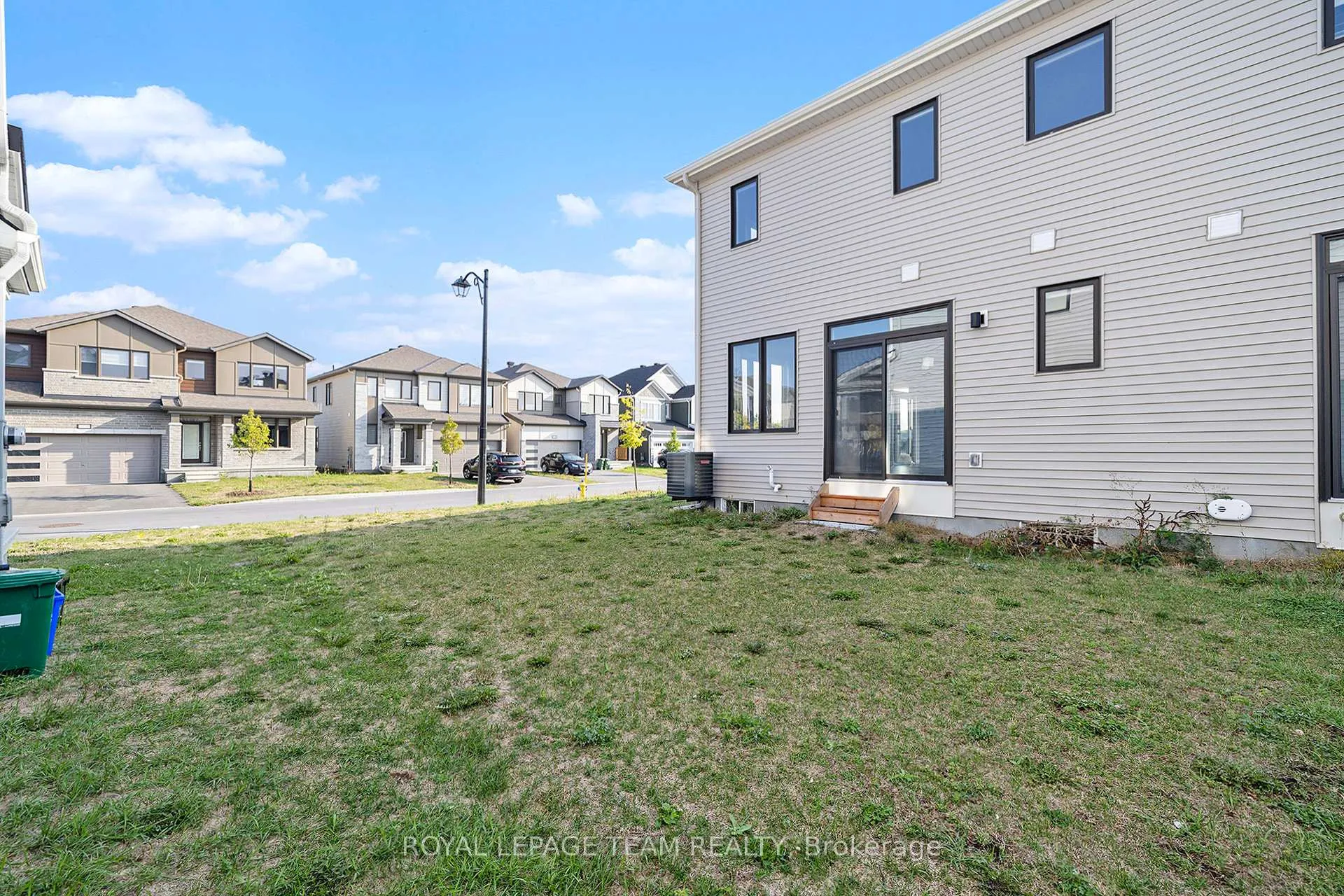Photo 30 of 165 Yearling Circle, Ottawa, Goulbourn Twp From Franktown Rd/South To Rideau — HOMEH