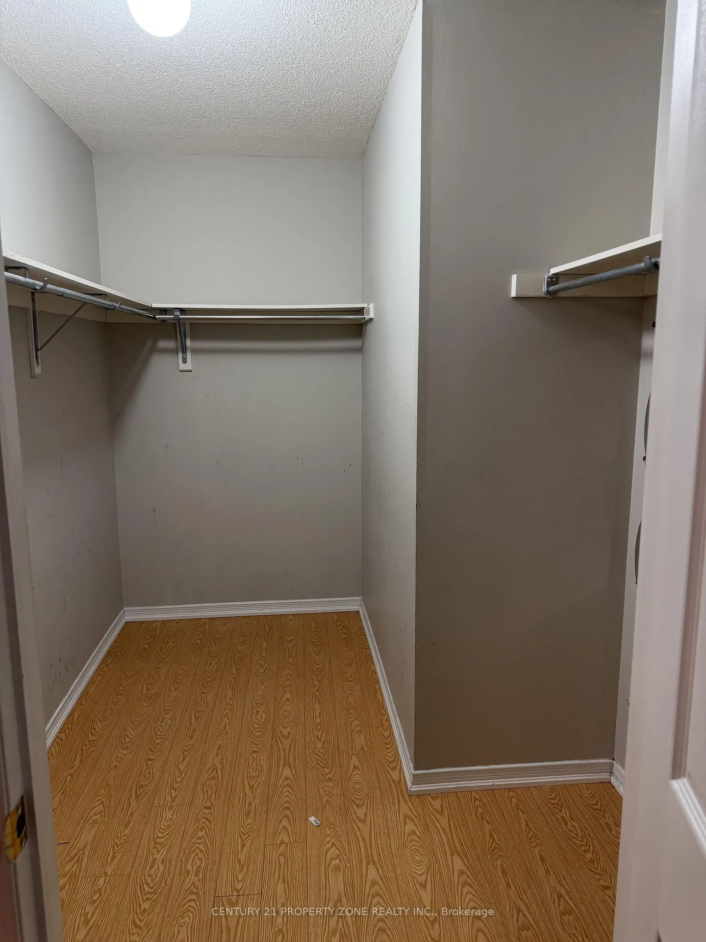Photo 6 of 77 Maddybeth Crescent, Brampton, Bram West — HOMEH