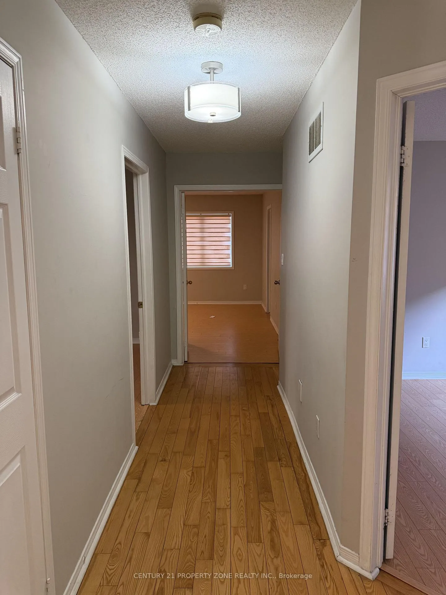 Photo 11 of 77 Maddybeth Crescent, Brampton, Bram West — HOMEH