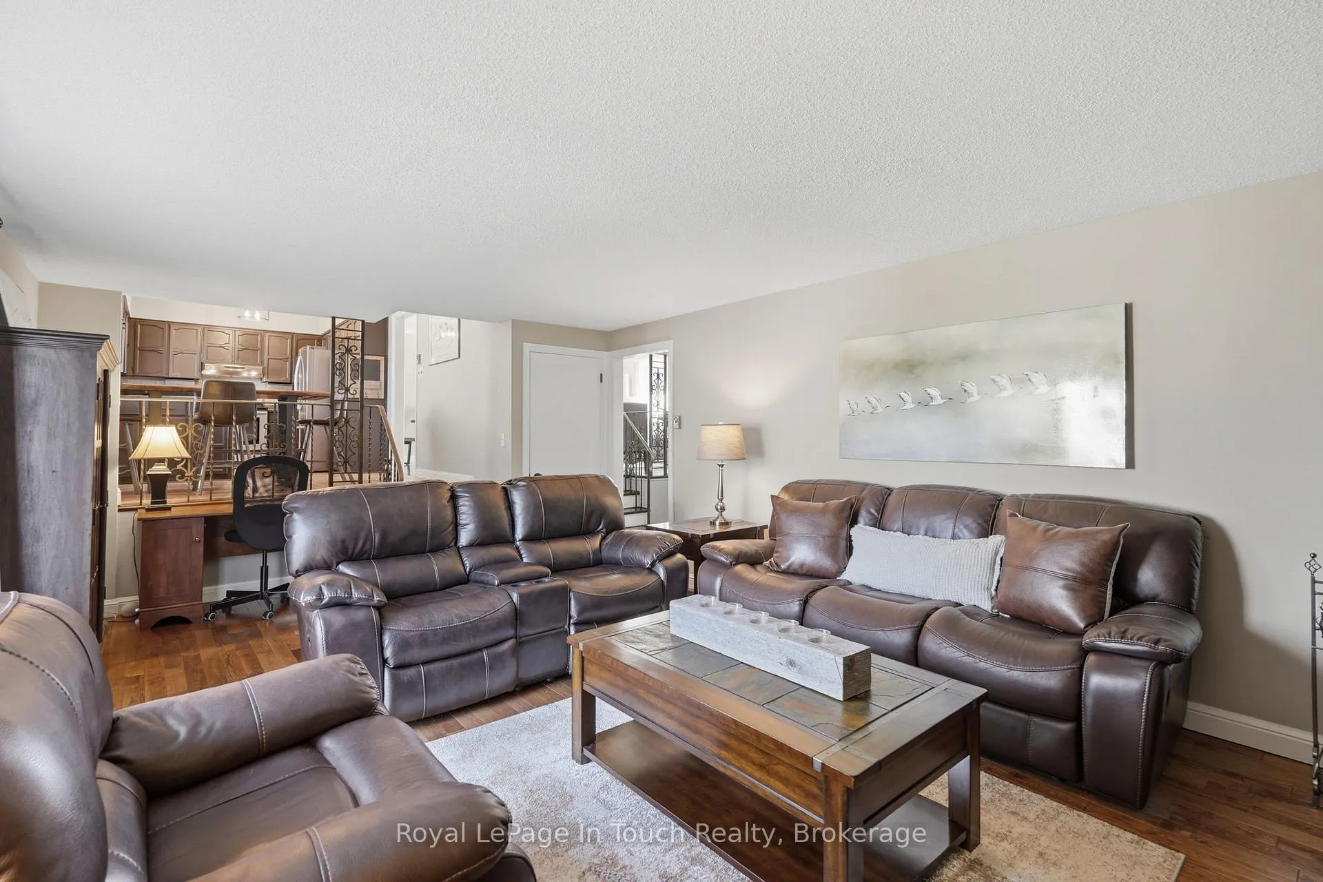 Photo 14 of 636 Broadview Avenue, Orillia — HOMEH