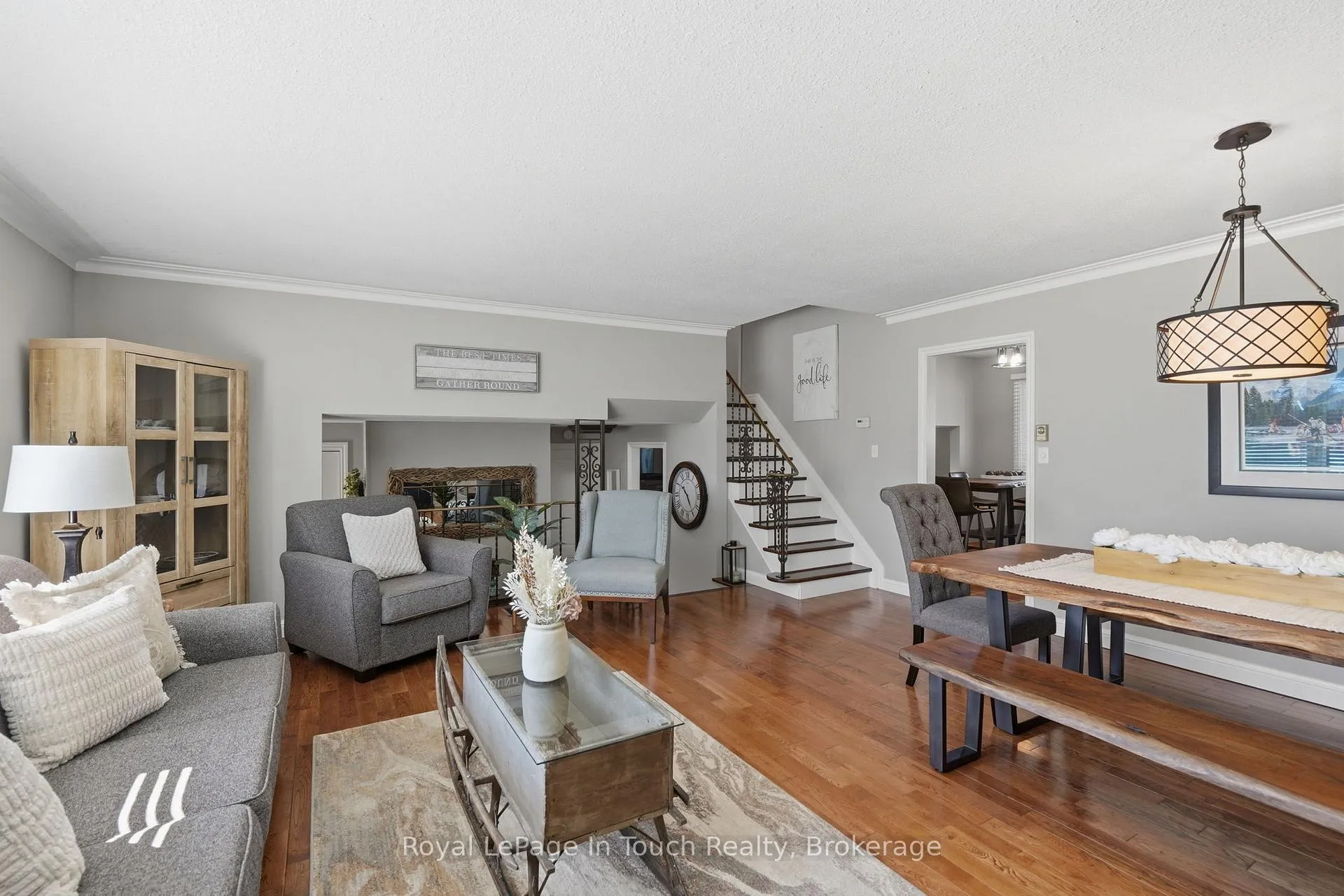 Photo 20 of 636 Broadview Avenue, Orillia — HOMEH