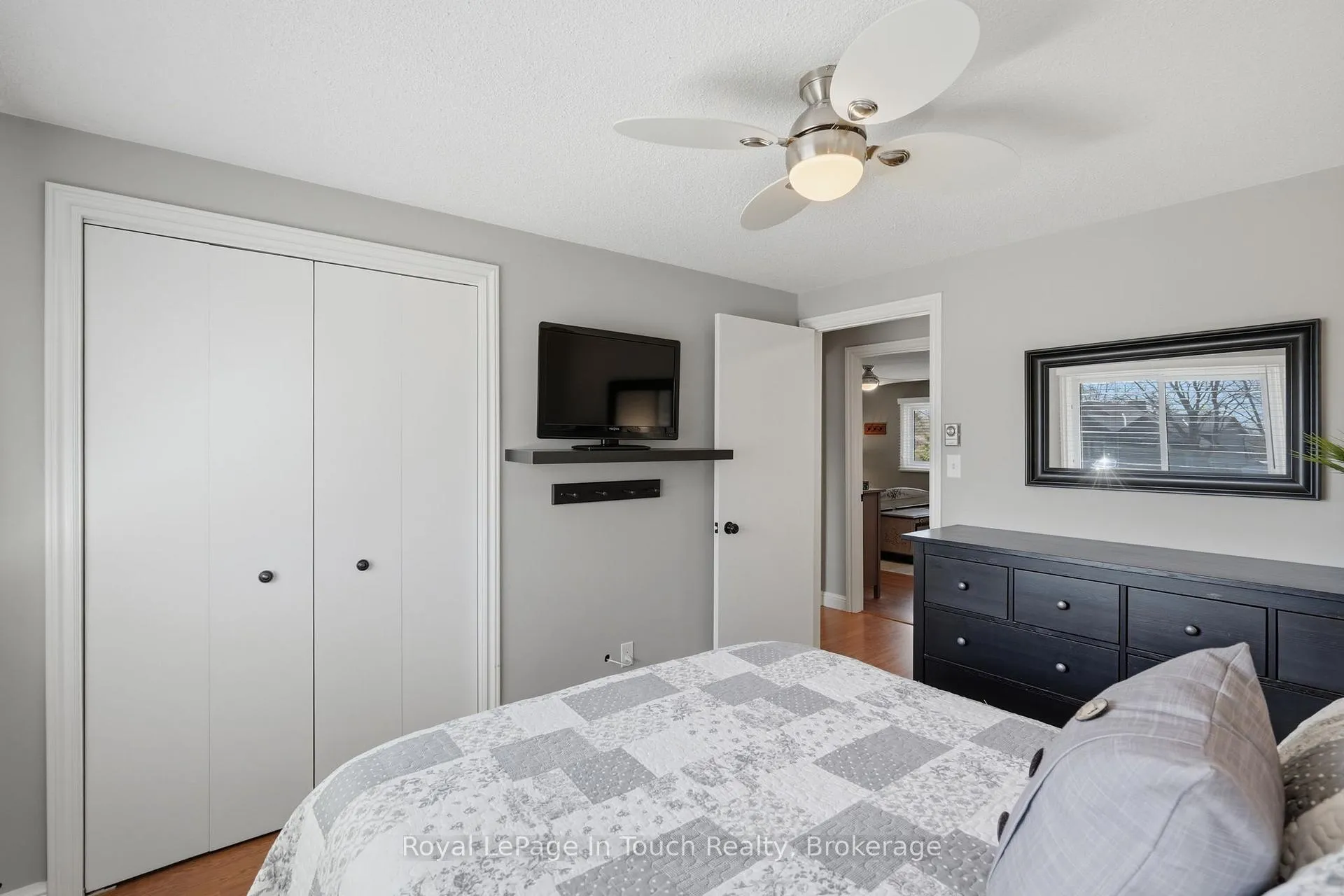 Photo 24 of 636 Broadview Avenue, Orillia — HOMEH