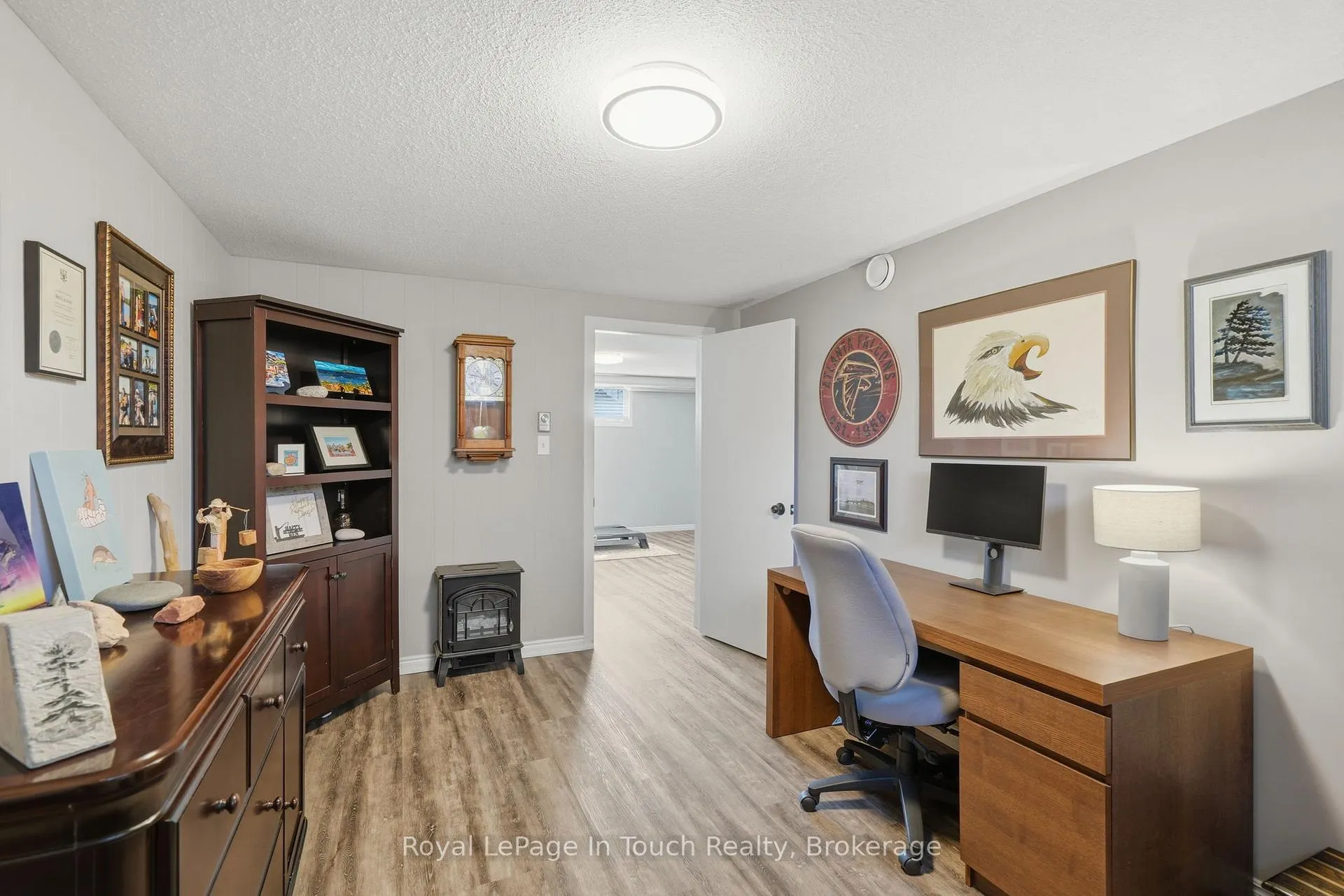 Photo 35 of 636 Broadview Avenue, Orillia — HOMEH