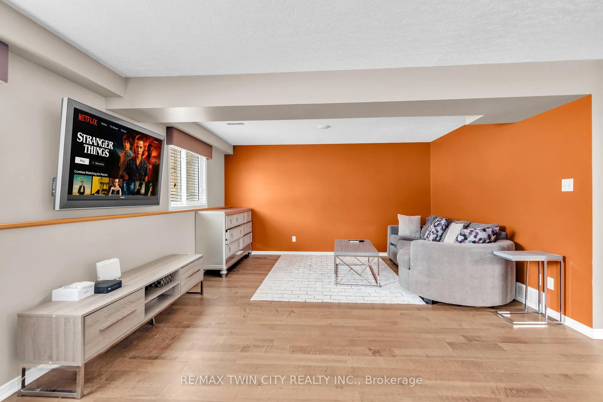 Photo 13 of 28 Ridgeway Crescent, Kitchener — HOMEH