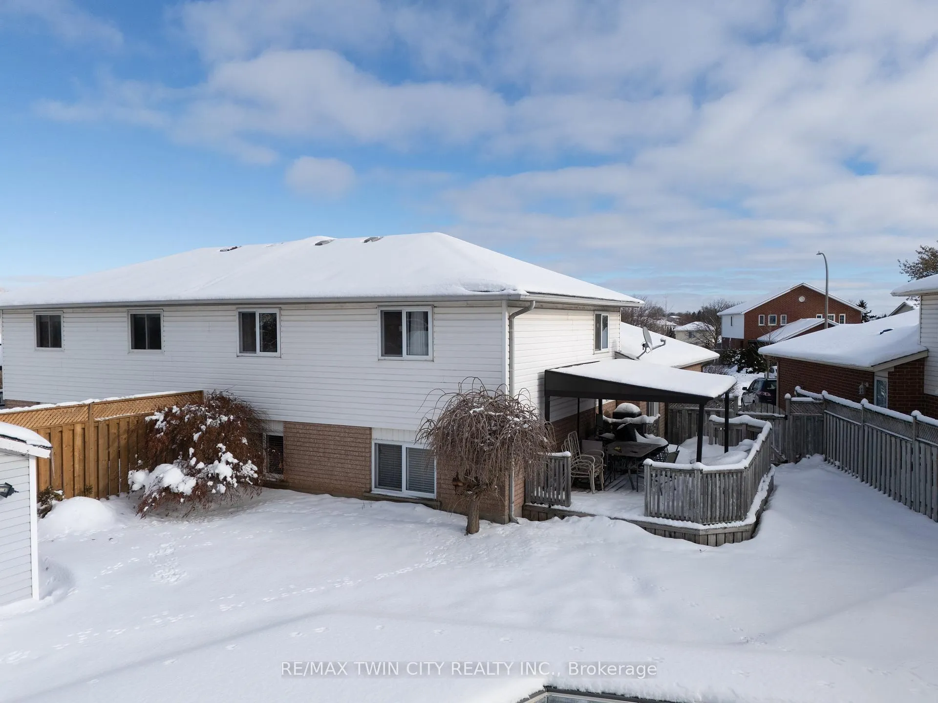 Photo 29 of 28 Ridgeway Crescent, Kitchener — HOMEH