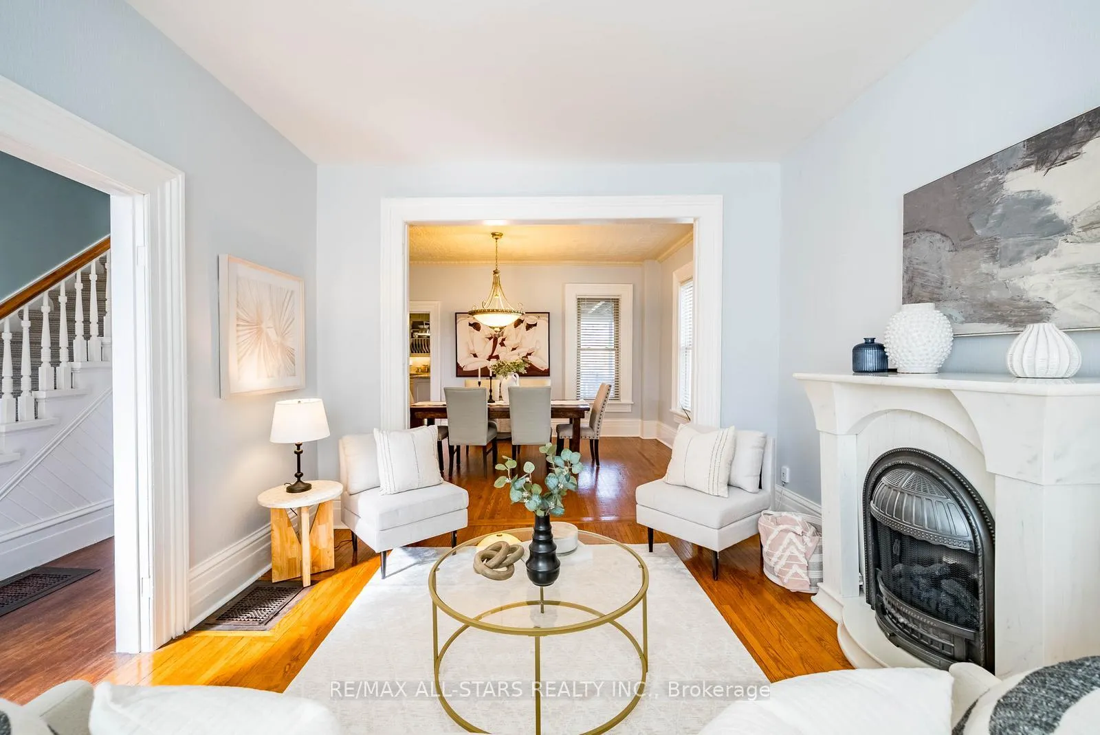 Photo 6 of 32 Wellington Street, Clarington, Bowmanville — HOMEH