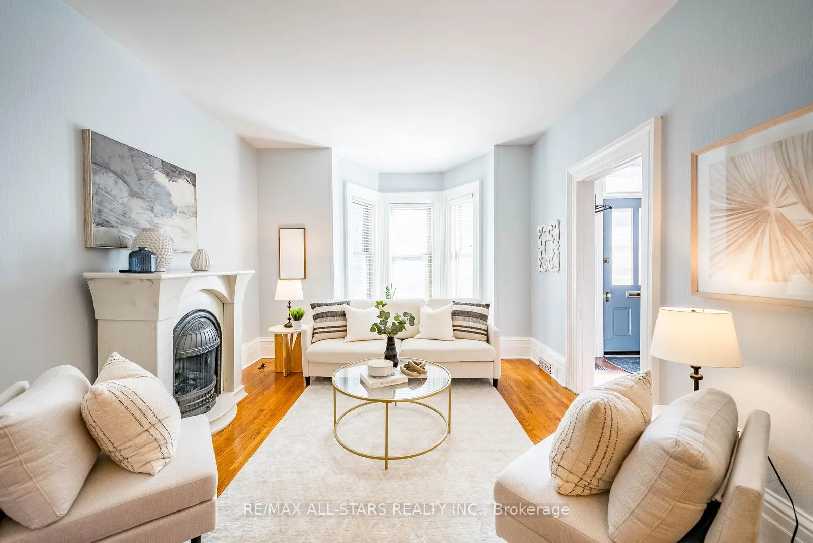 Photo 7 of 32 Wellington Street, Clarington, Bowmanville — HOMEH