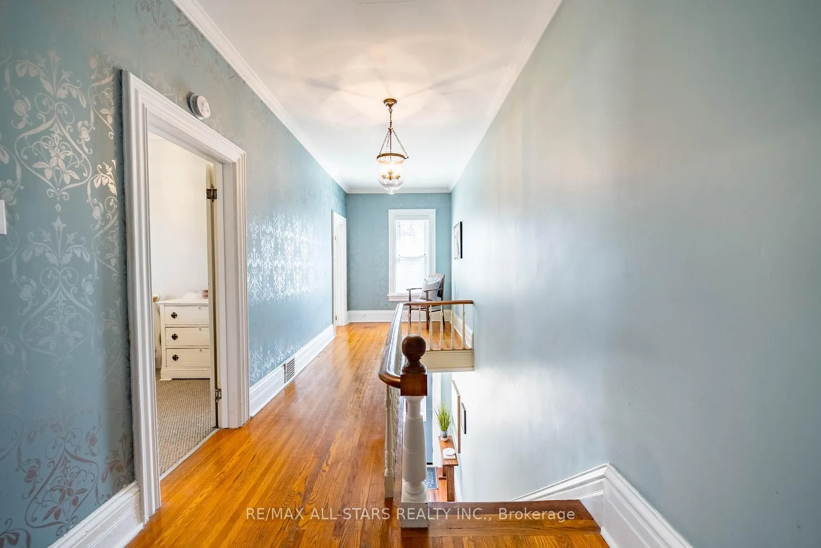 Photo 27 of 32 Wellington Street, Clarington, Bowmanville — HOMEH