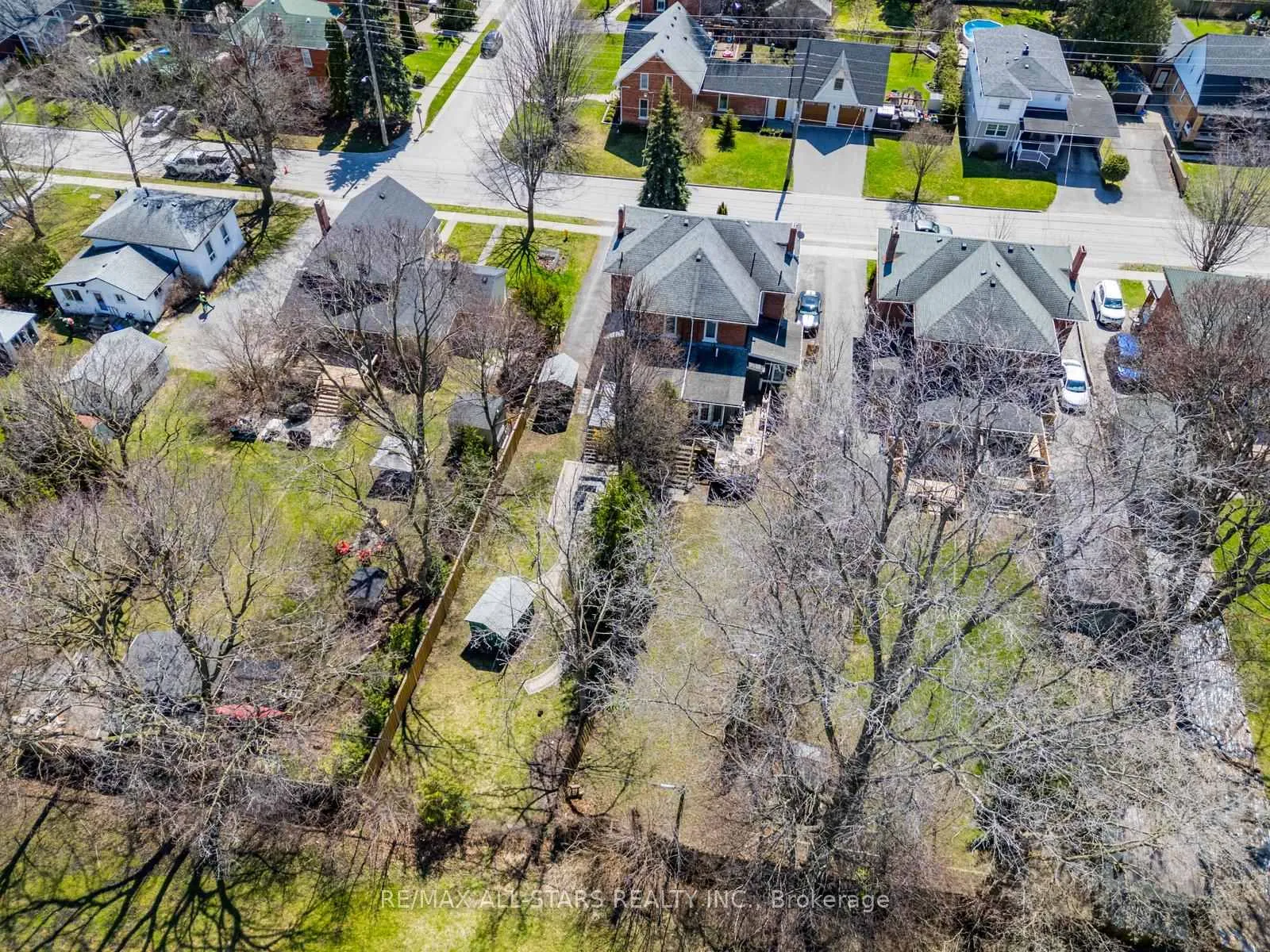 Photo 30 of 32 Wellington Street, Clarington, Bowmanville — HOMEH