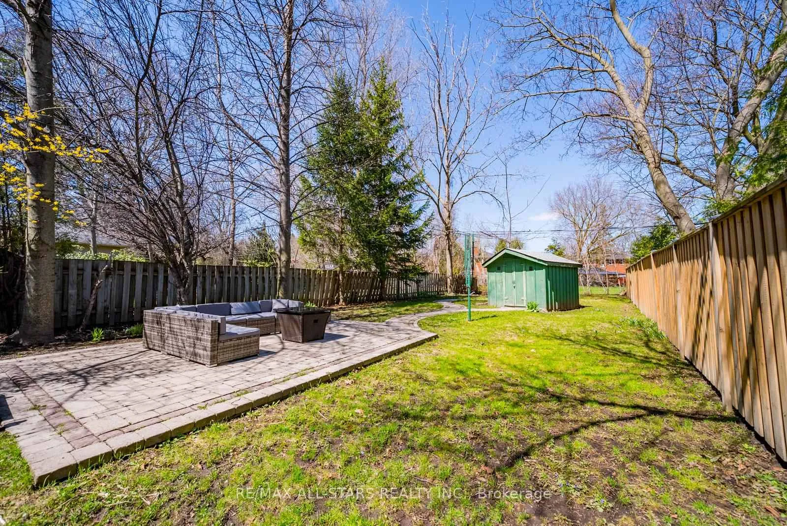 Photo 36 of 32 Wellington Street, Clarington, Bowmanville — HOMEH