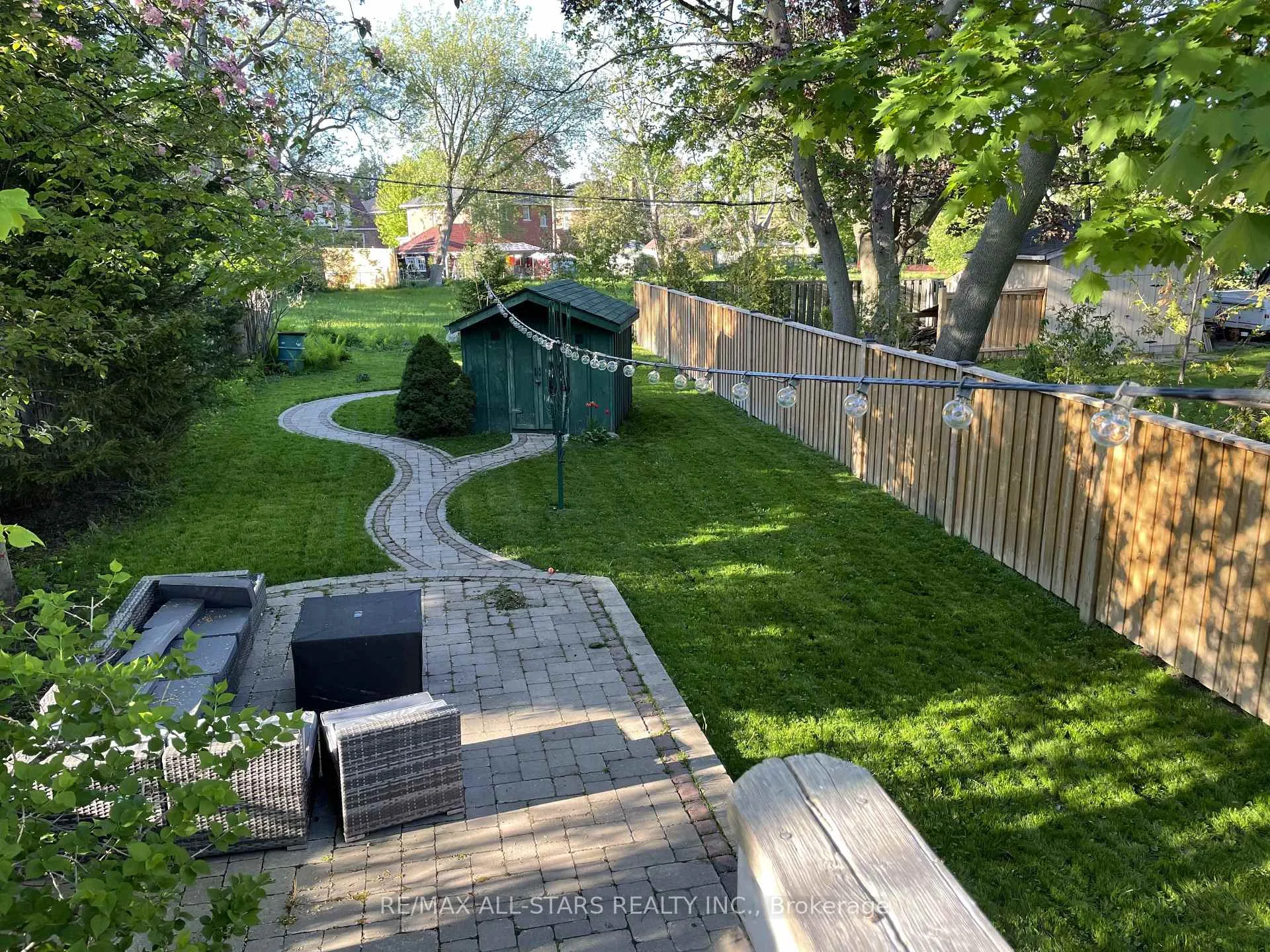 Photo 38 of 32 Wellington Street, Clarington, Bowmanville — HOMEH