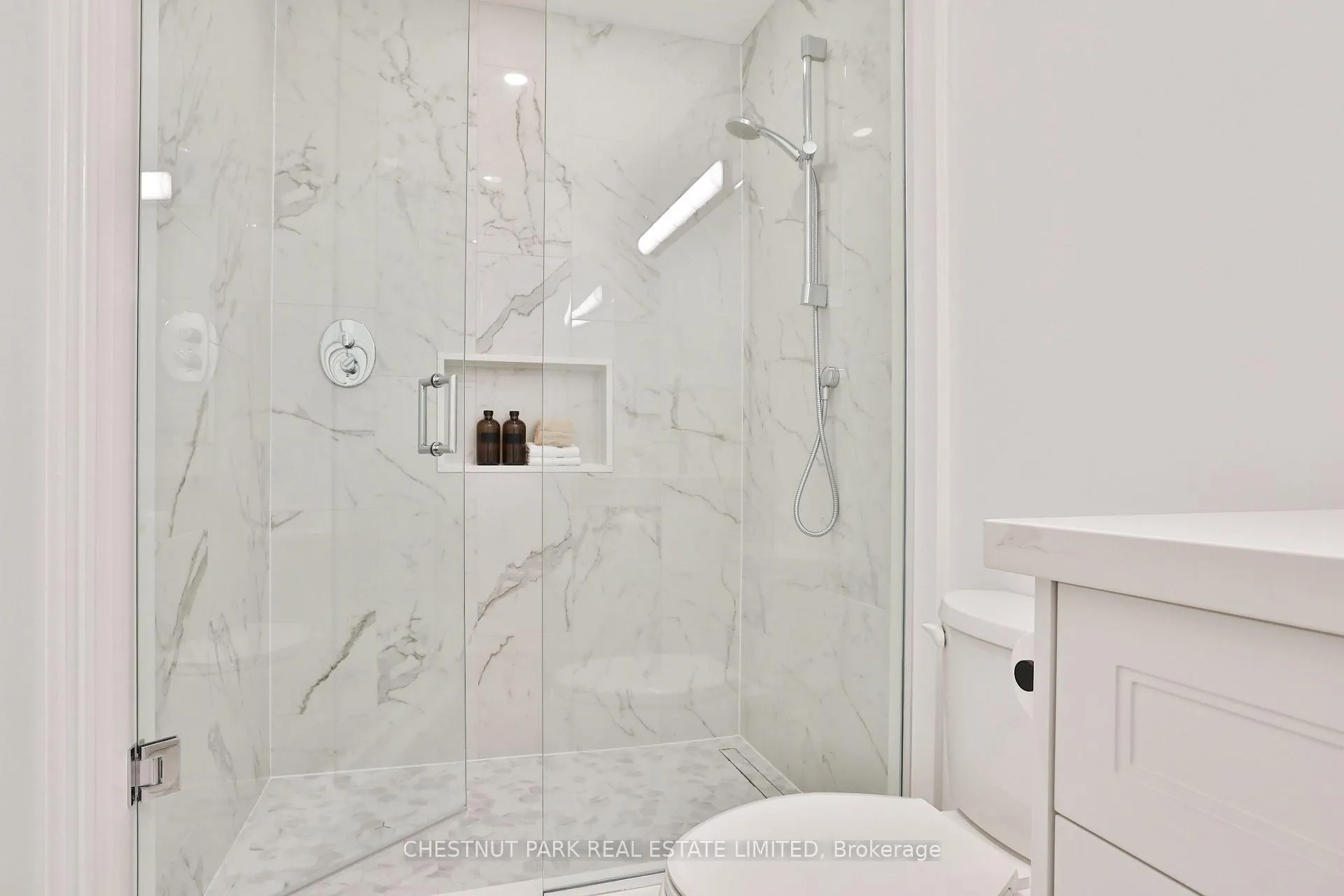 Photo 16 of 1372 Avenue Road, Toronto, Lawrence Park South — HOMEH