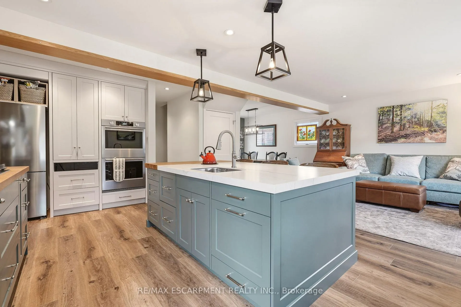 Photo 21 of 7 Central Park Avenue, Hamilton, Dundas — HOMEH