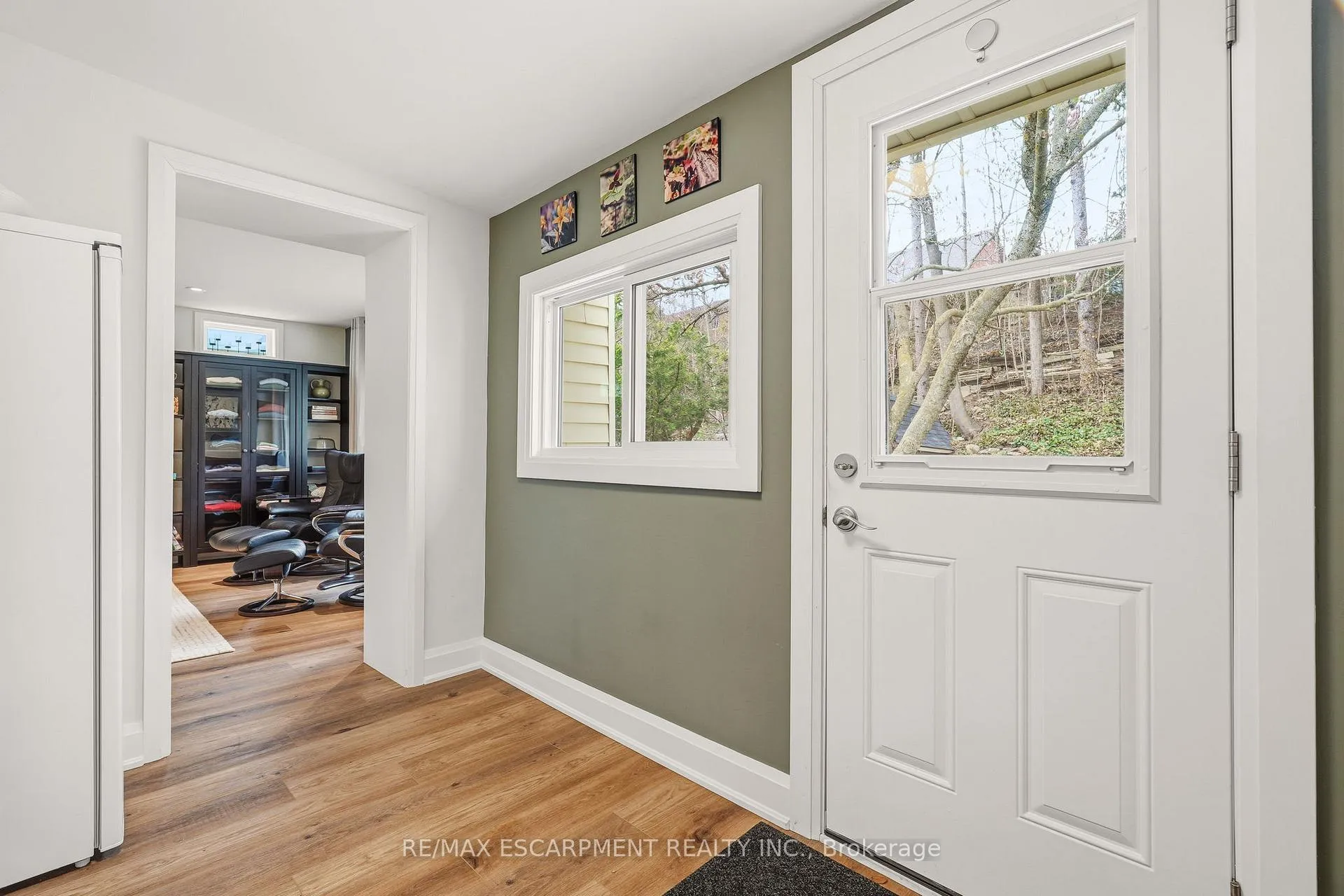 Photo 31 of 7 Central Park Avenue, Hamilton, Dundas — HOMEH