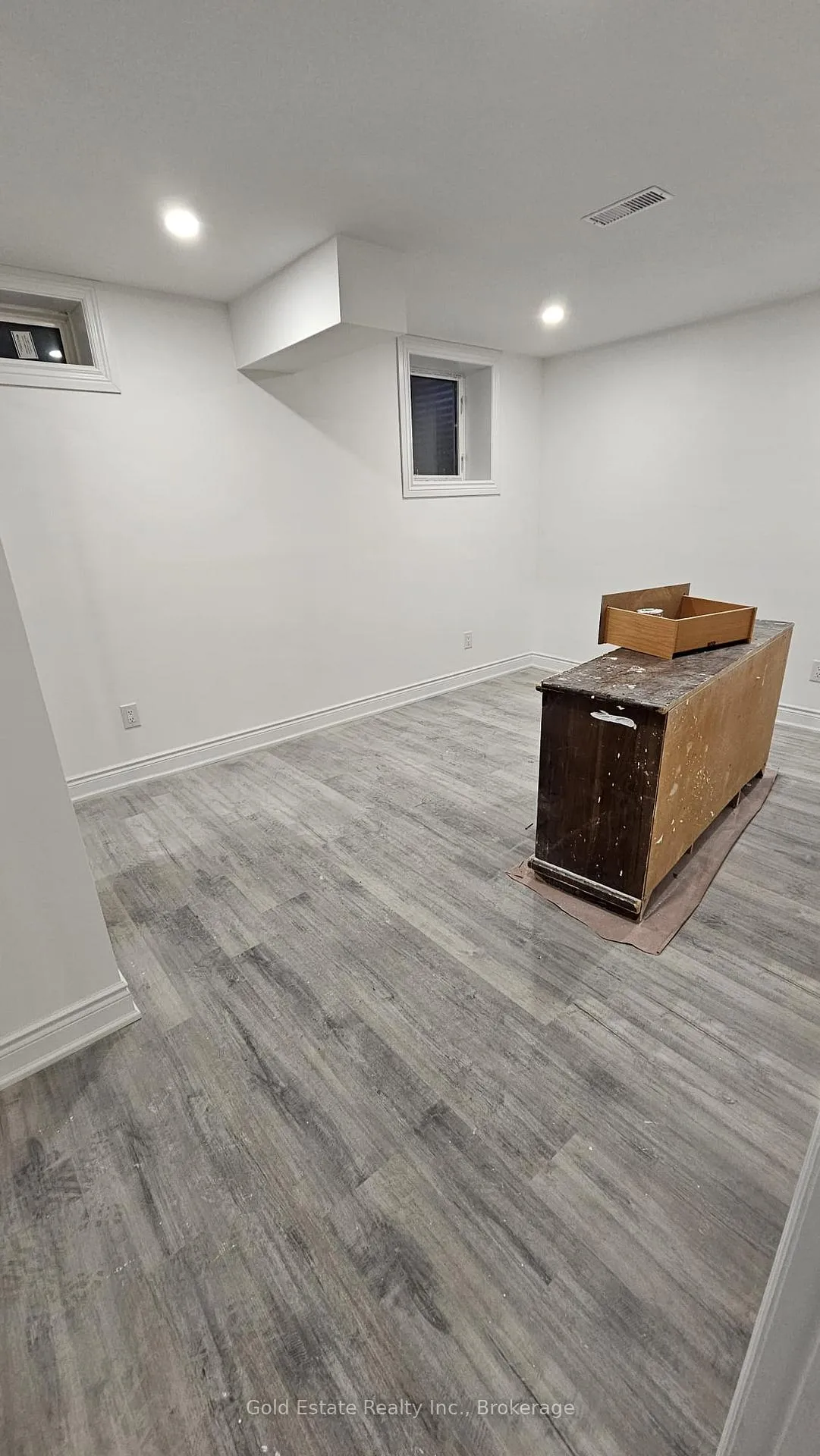 Photo 8 of Lower 212 Spring Creek Drive, Hamilton, Waterdown — HOMEH