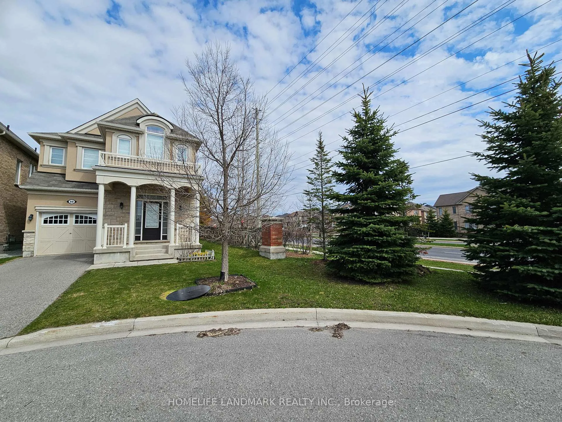 Photo 3 of 88 Buckle Crescent, Aurora, Rural Aurora — HOMEH