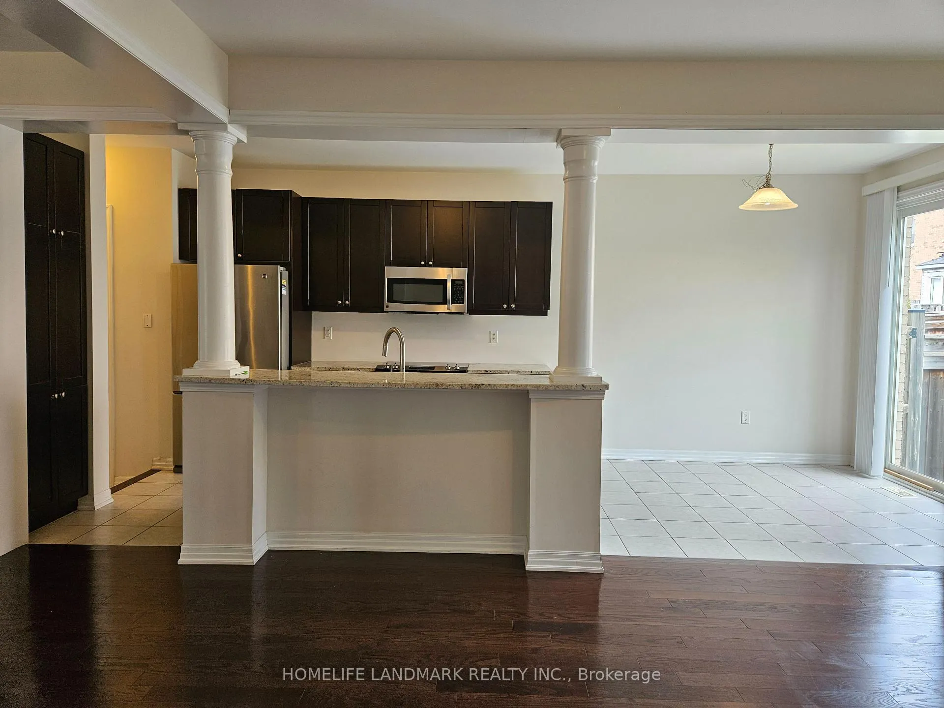 Photo 7 of 88 Buckle Crescent, Aurora, Rural Aurora — HOMEH