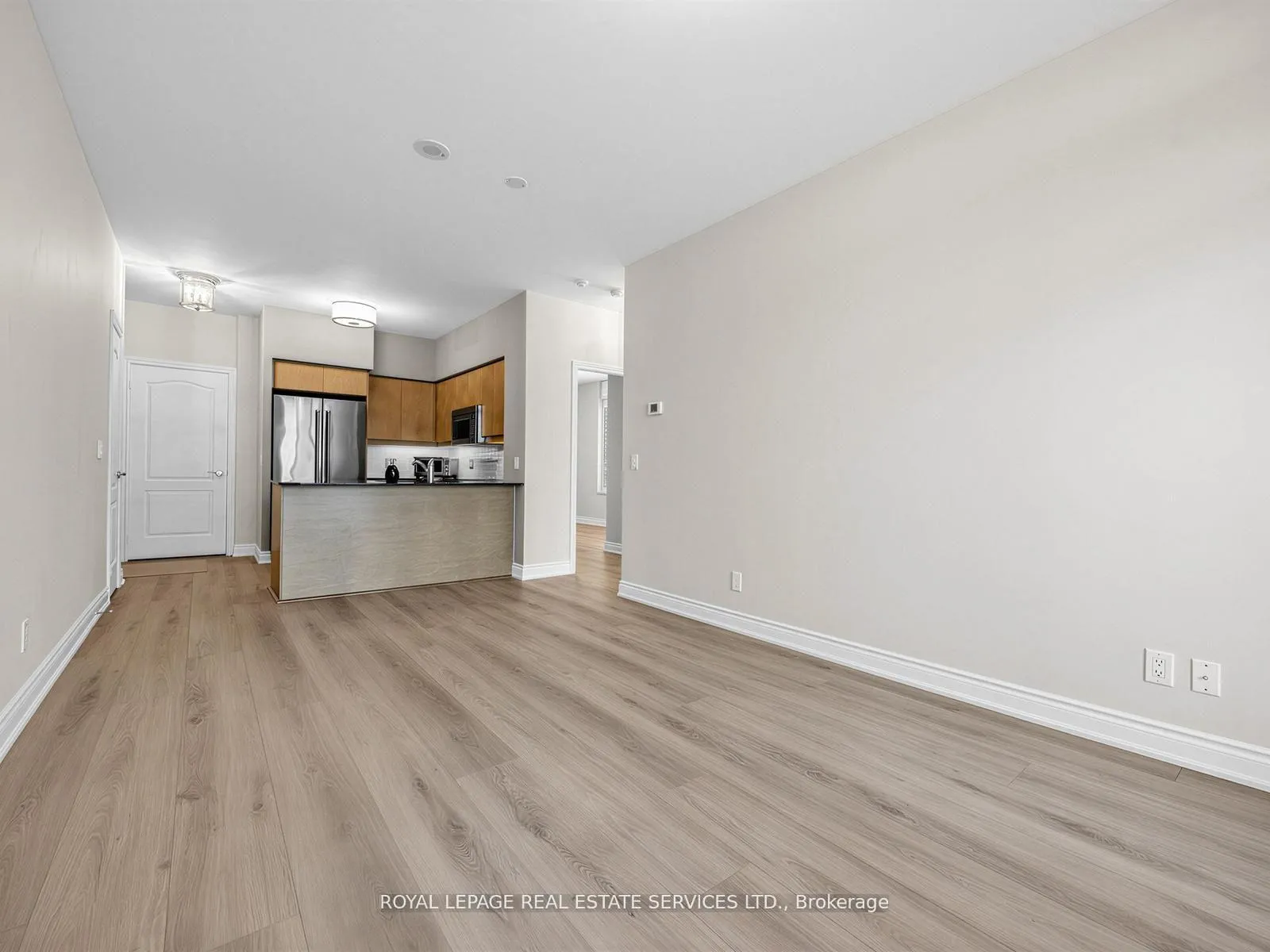 Photo 6 of Unit 902, 319 Merton Street, Toronto, Mount Pleasant West — HOMEH