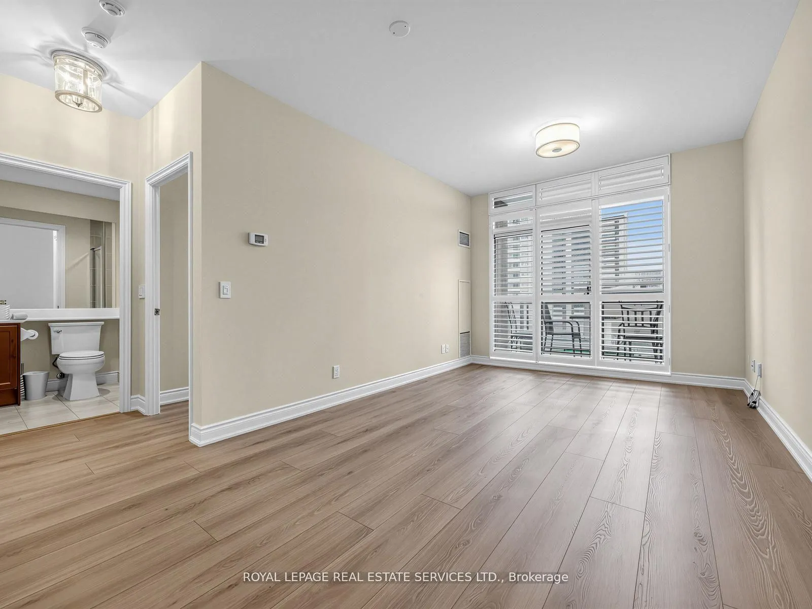 Photo 8 of Unit 902, 319 Merton Street, Toronto, Mount Pleasant West — HOMEH