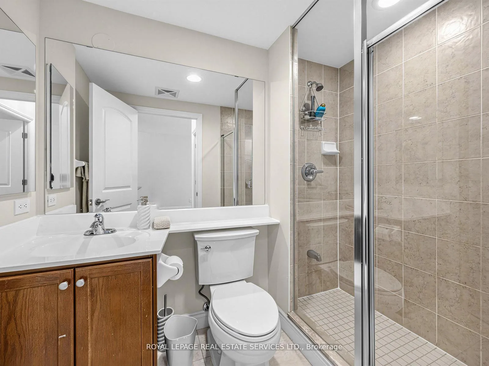 Photo 11 of Unit 902, 319 Merton Street, Toronto, Mount Pleasant West — HOMEH
