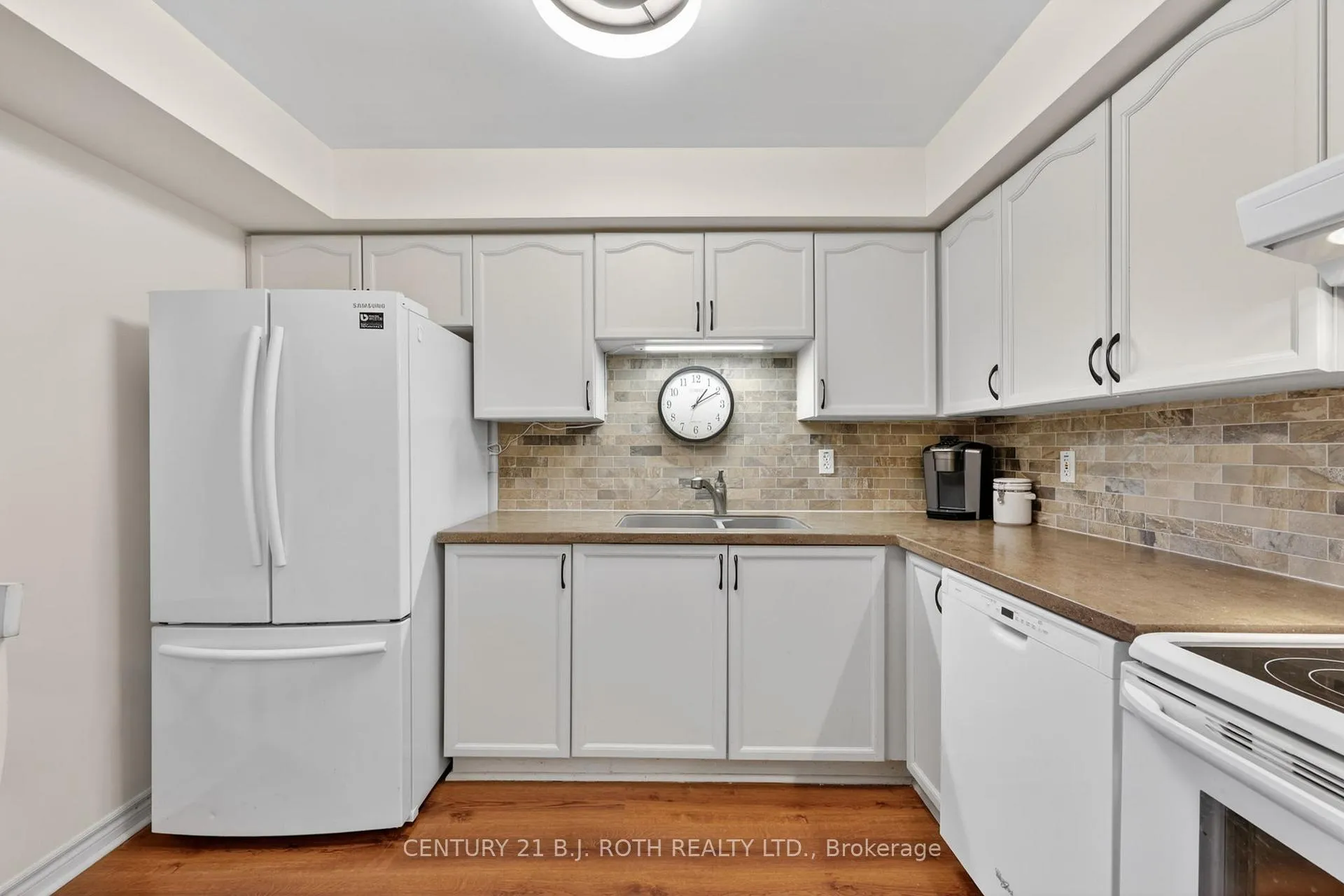 Photo 13 of Unit 116, 49 Jacobs Terrace, Barrie, Allandale — HOMEH